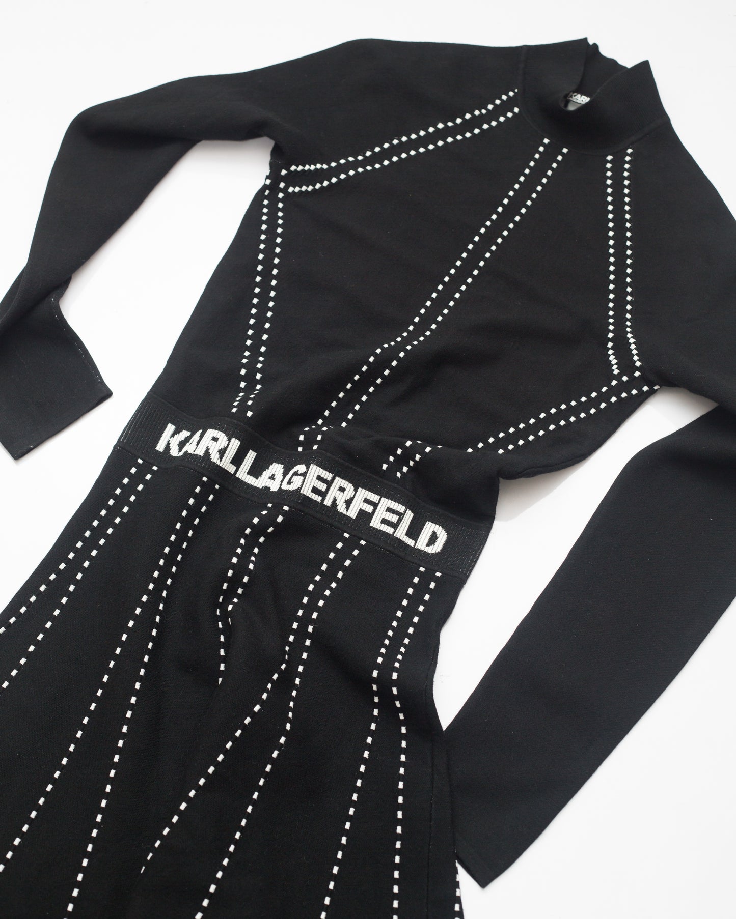 Contrast Details Knit Dress