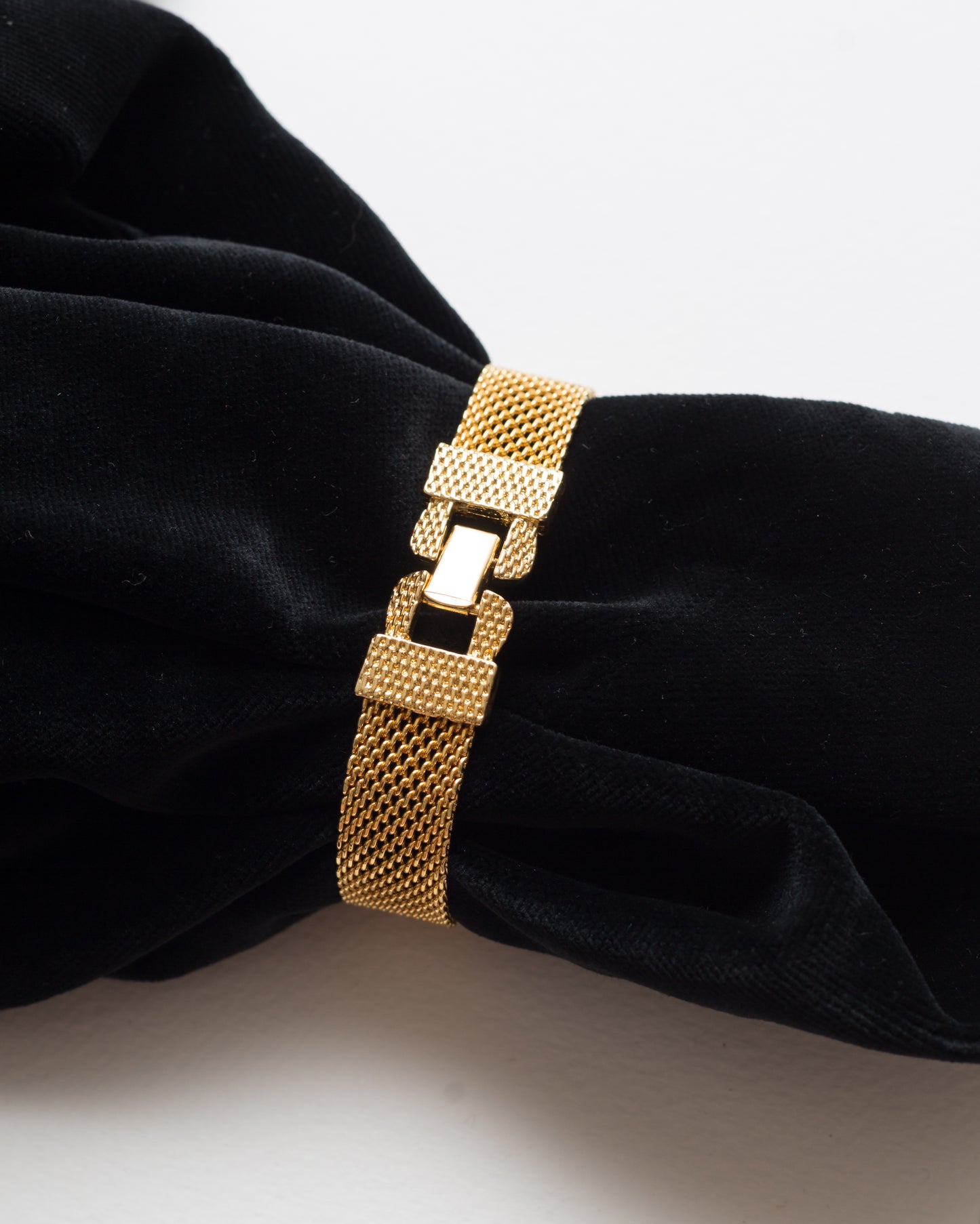 Vintage 1994 Kirk's Folly Charms Watch