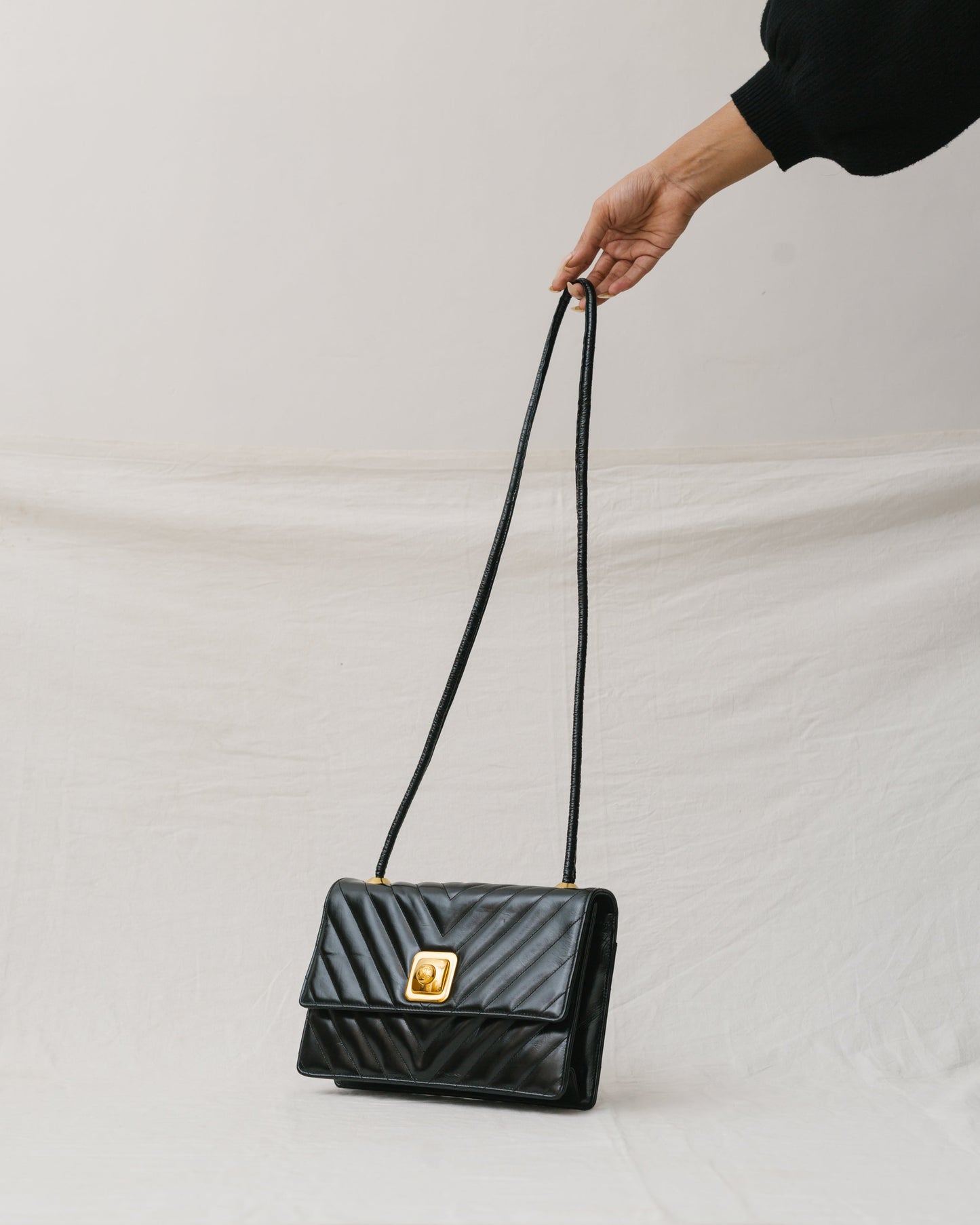 Chevron flap shoulder/crossbody