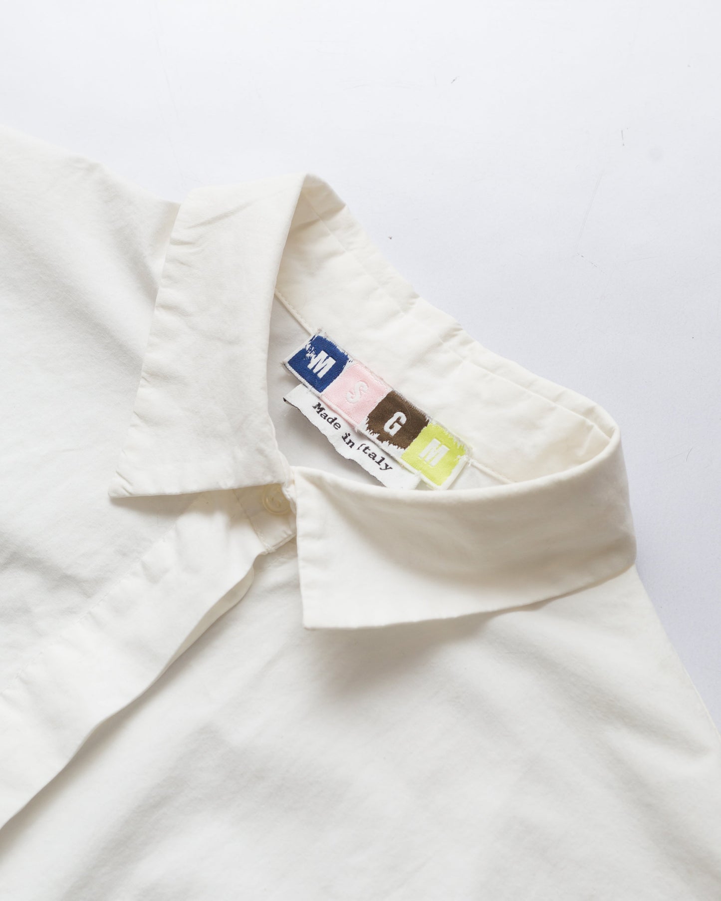 Cropped tie up shirt