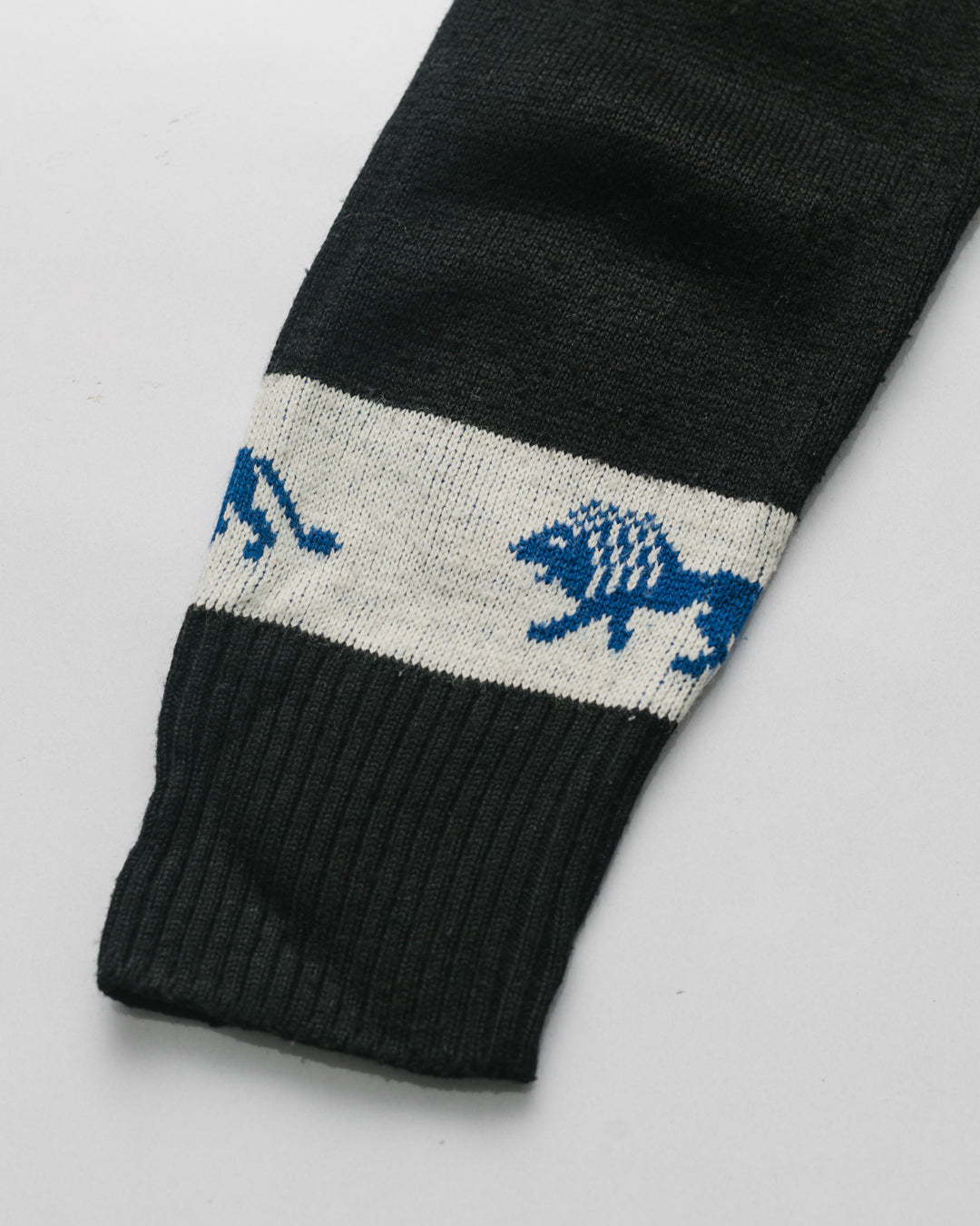 Givenchy Lion Motif Knit Pullover