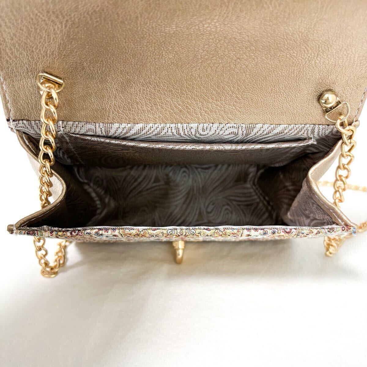 Exquisite Turkish Embroidered Gold Thread Mini Chain Bag - Traditional Craftsmanship, Elegant