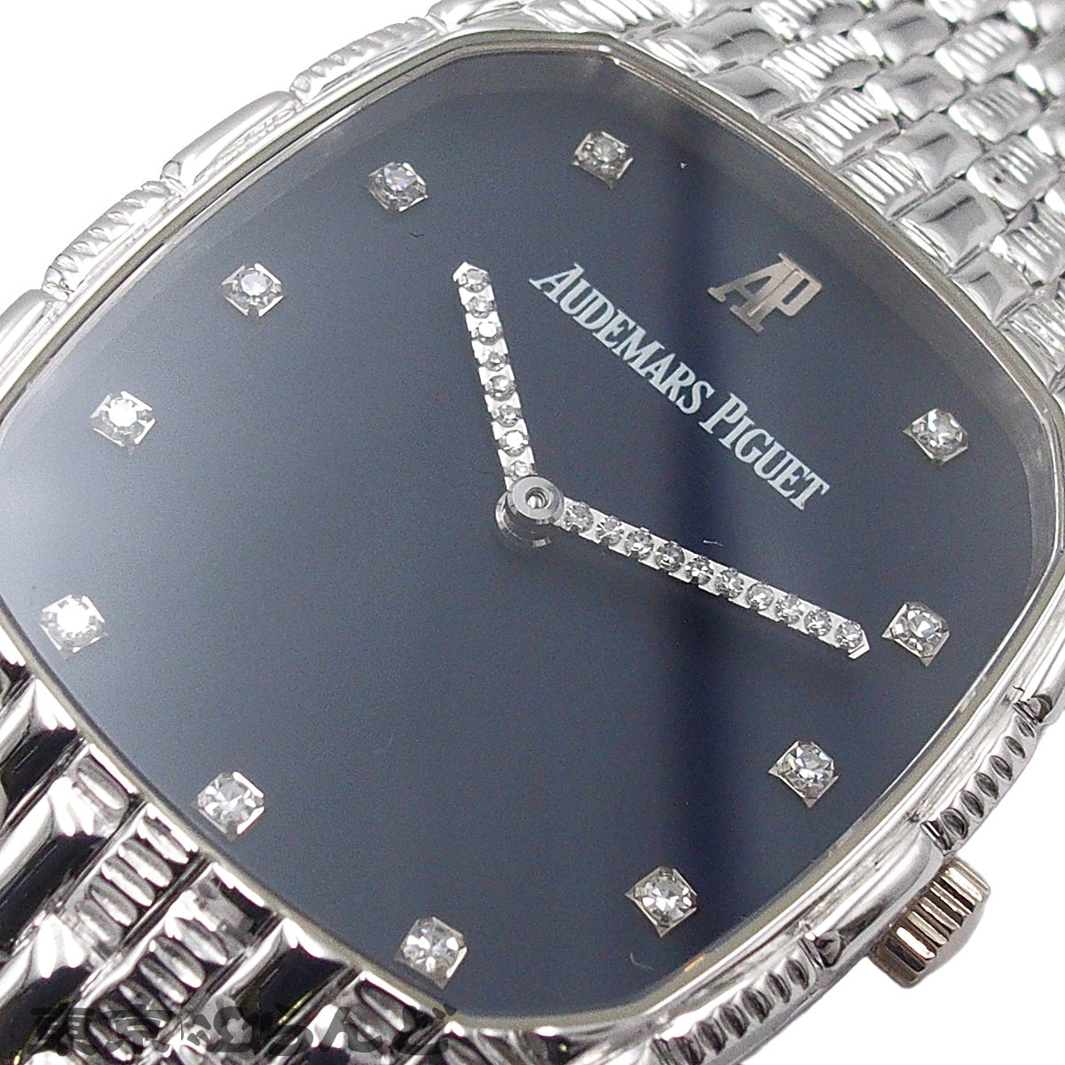 Cobra in 18k WG with Diamonds