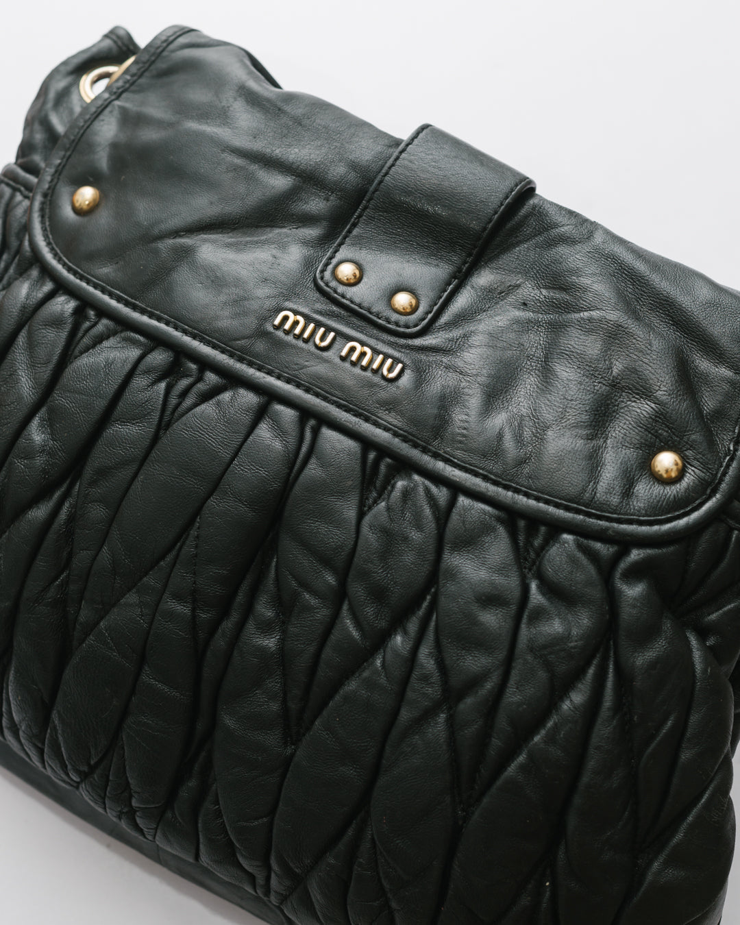 Miu miu matelasse coffer bag in black
