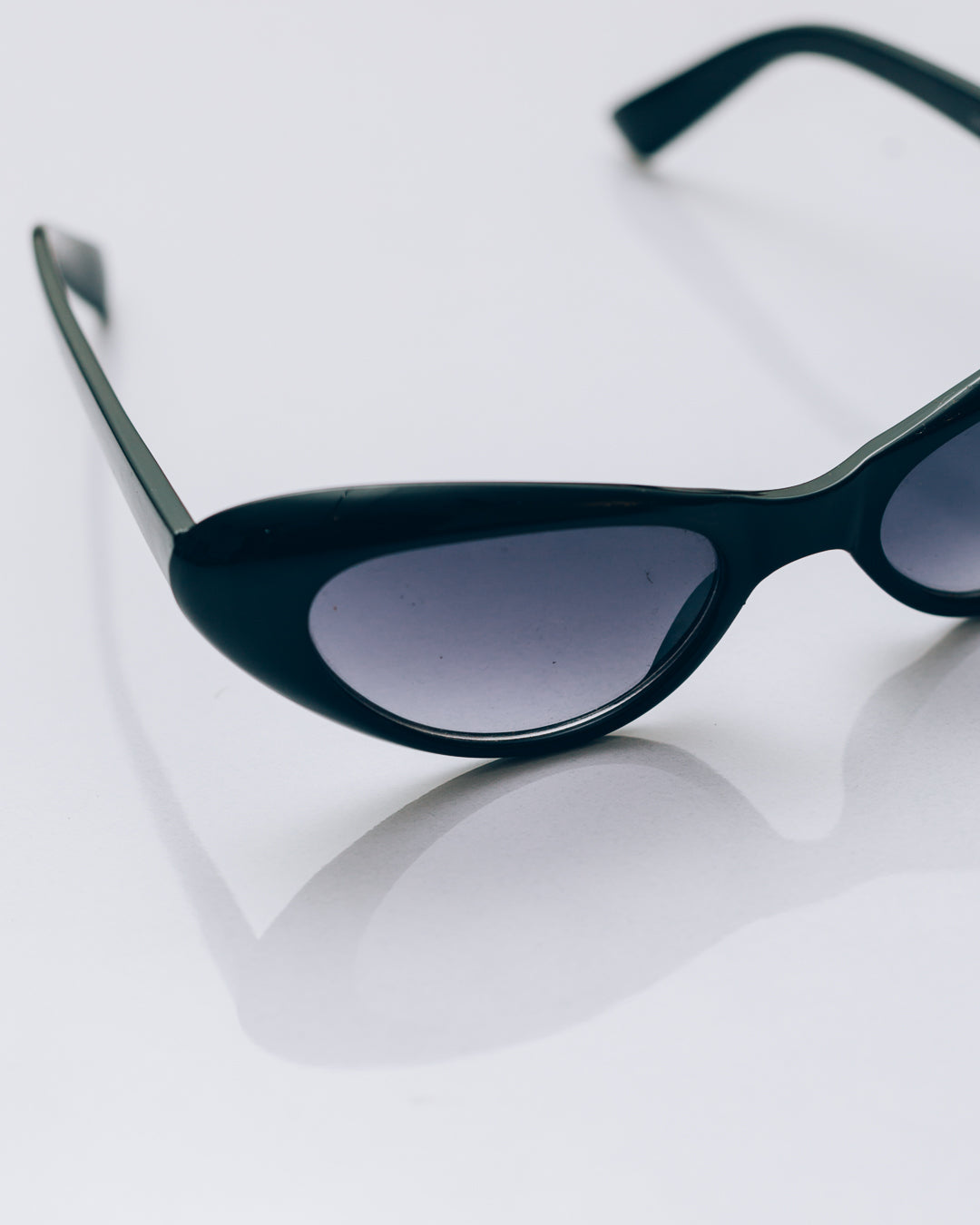 Slim Cat Eye Sunglasses