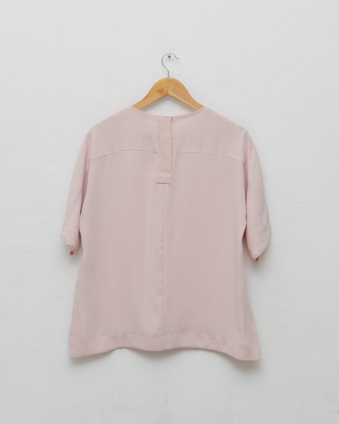 Vera Wang Salmon Pink Minimalist Top