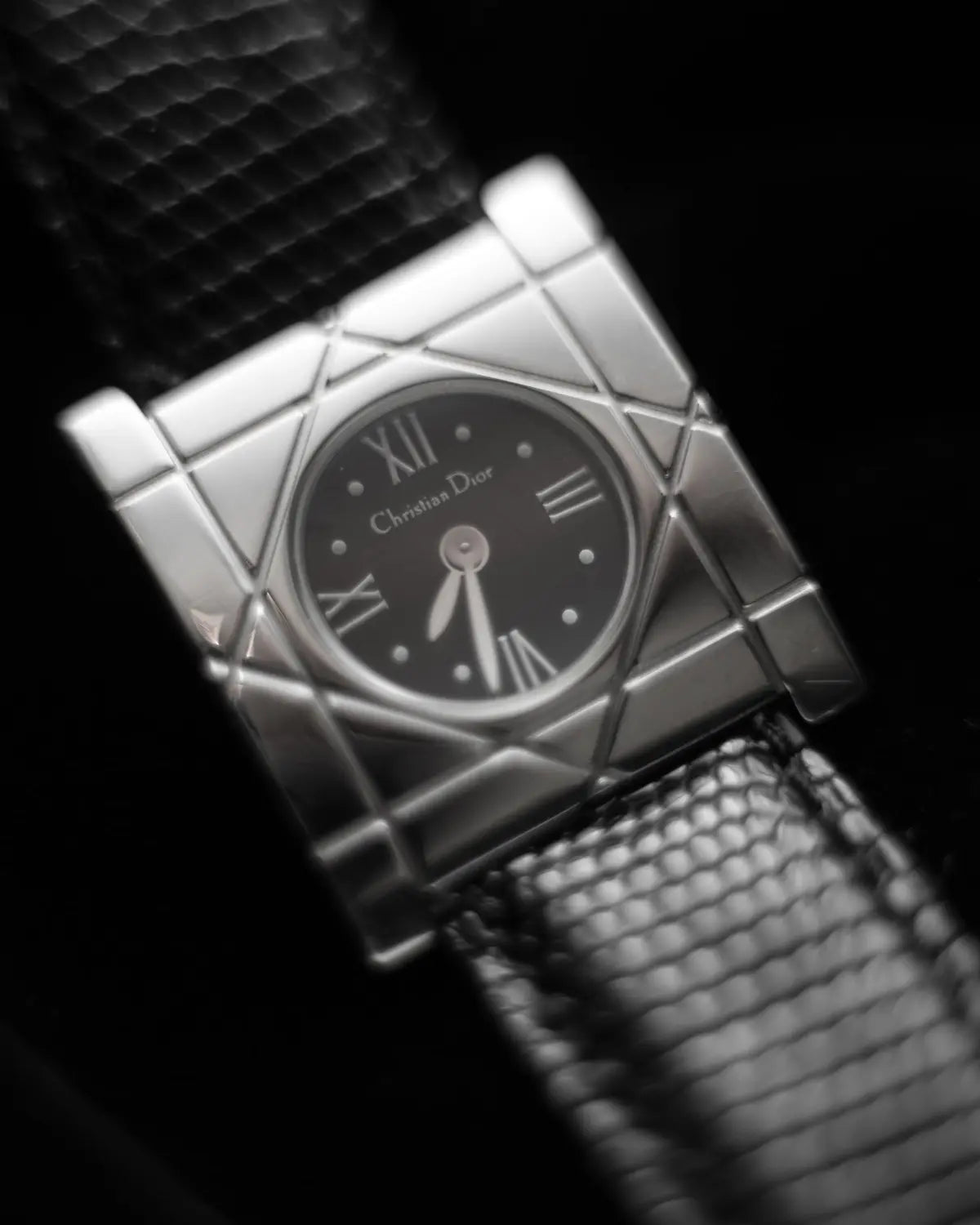 Christian dior 90s vintage cool carre in lizard skin