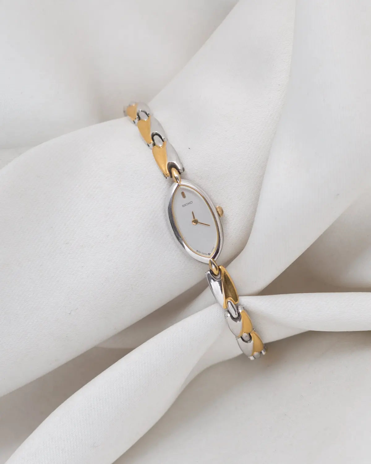 Seiko 90s vintage dual toned