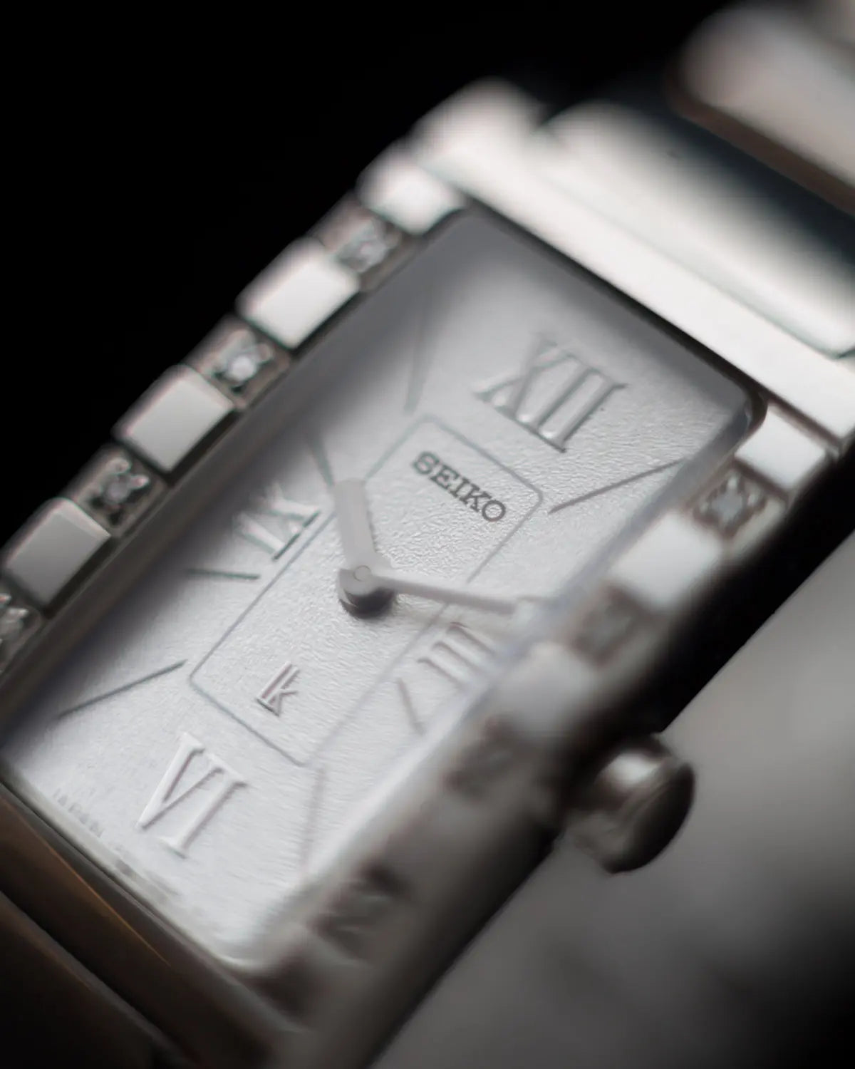 Seiko 90s vintage dual toned