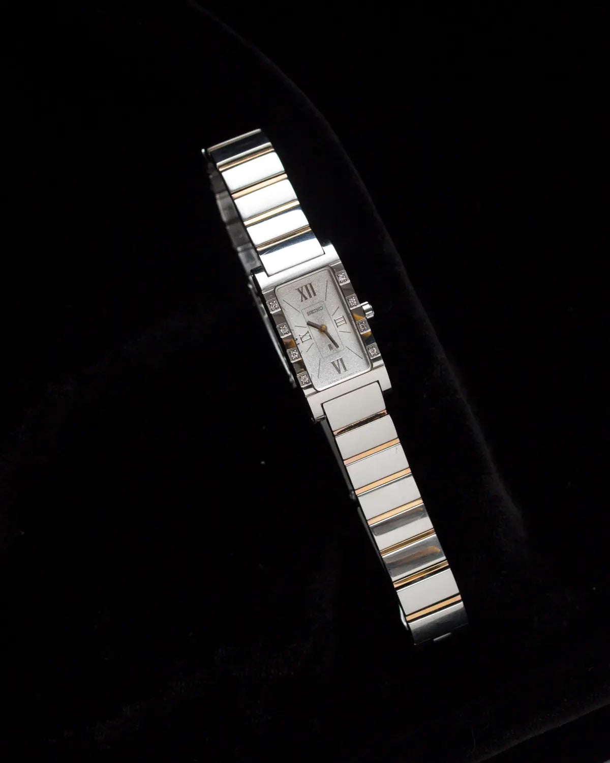 Seiko 90s vintage dual toned