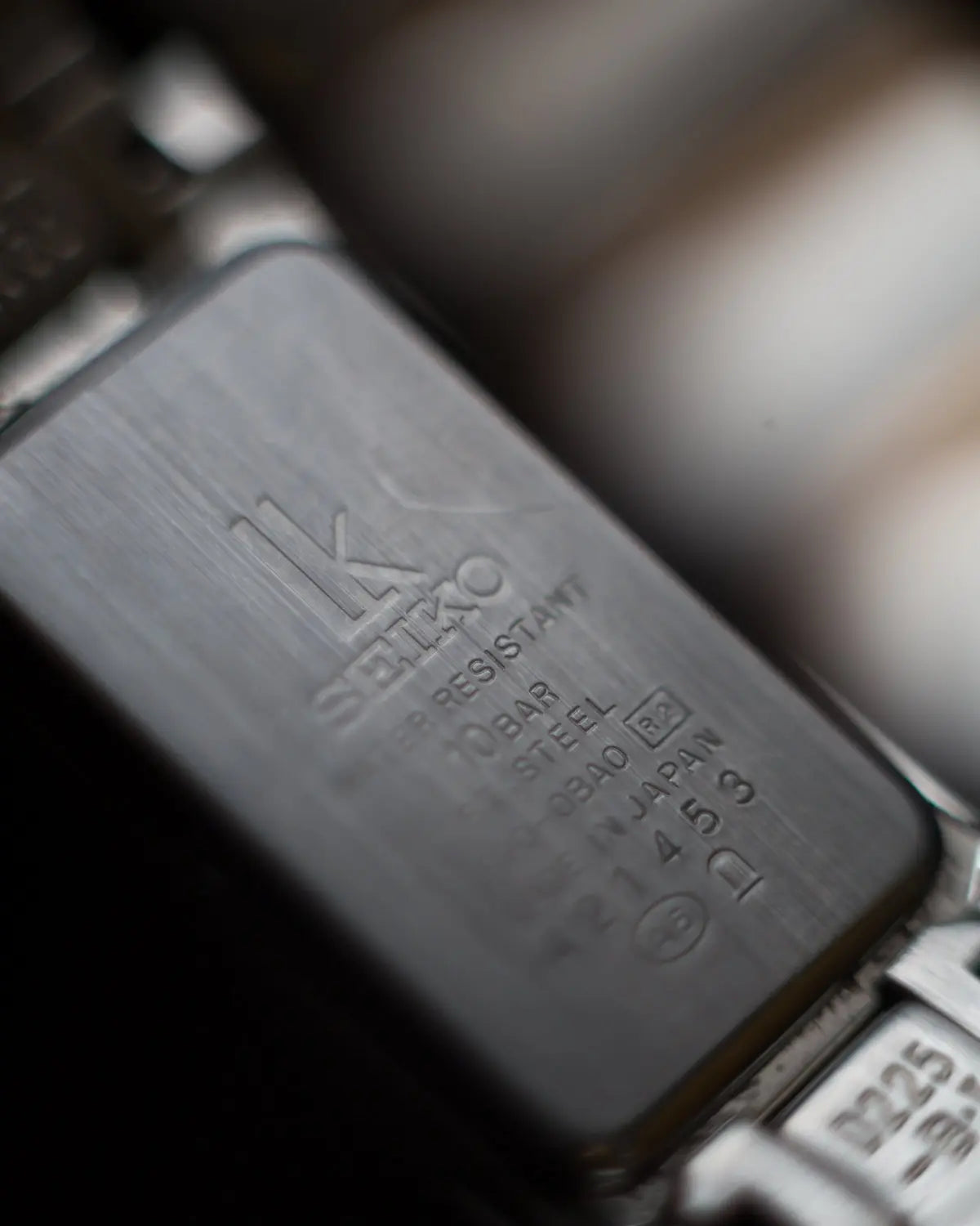 Seiko 90s vintage dual toned