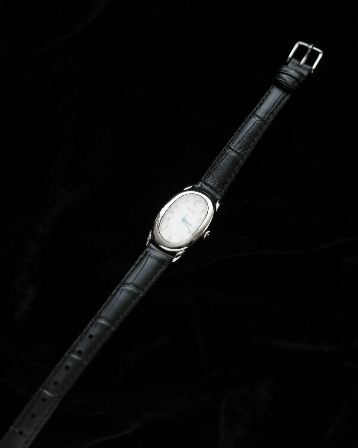 Aimée 90s vintage seiko noie