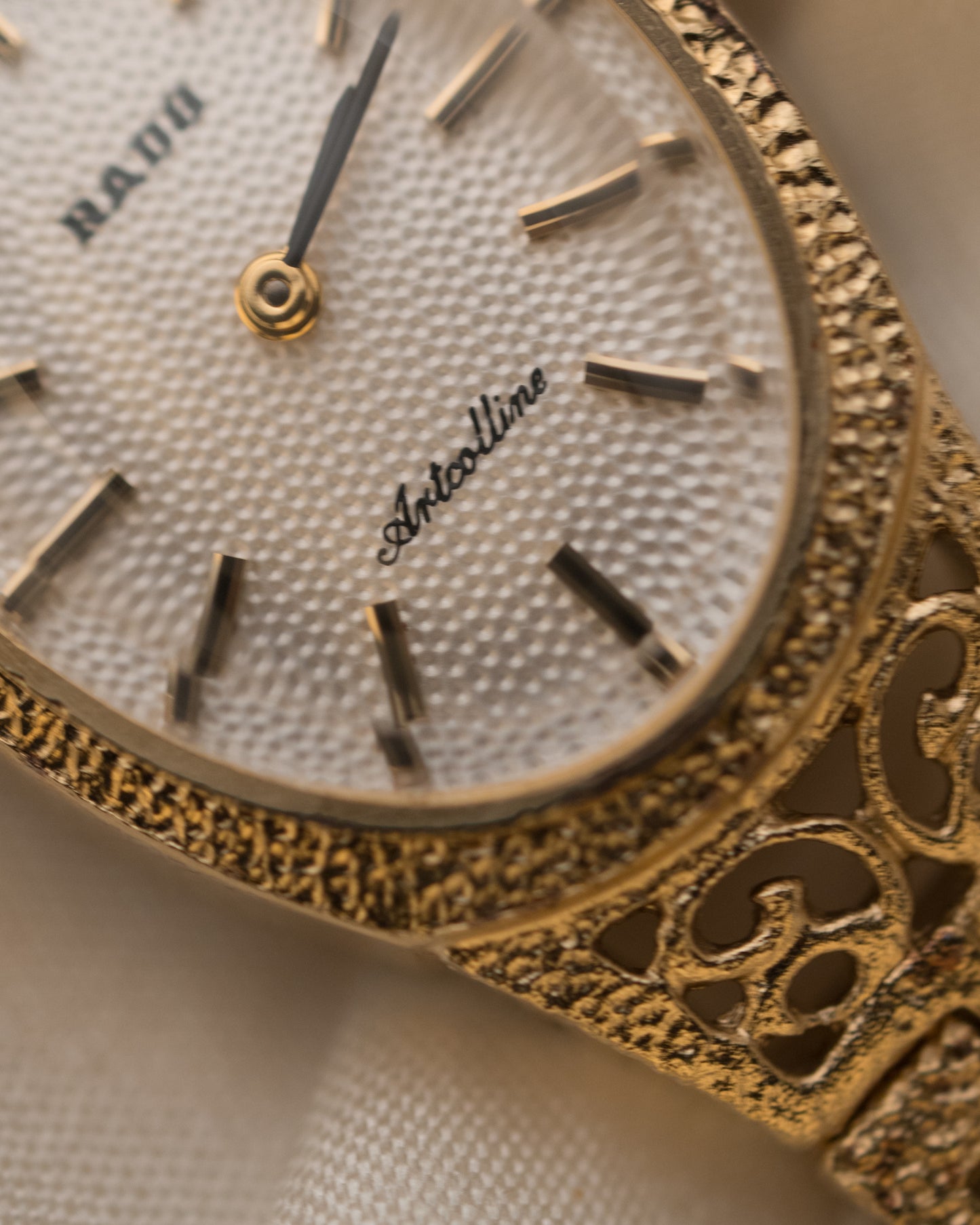 1970s Vintage Rado Artcolline
