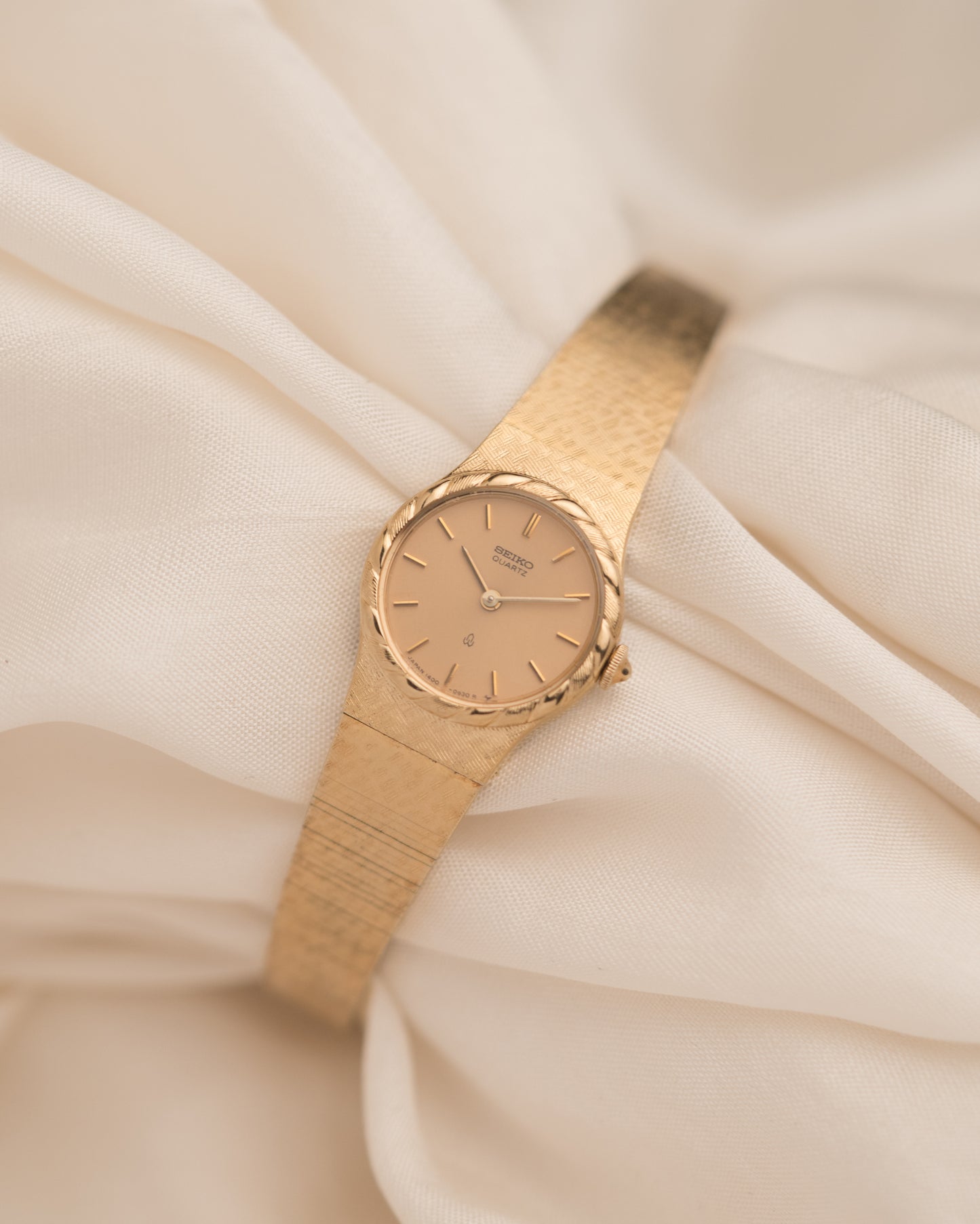 1980s Vintage Seiko Braided Bezel