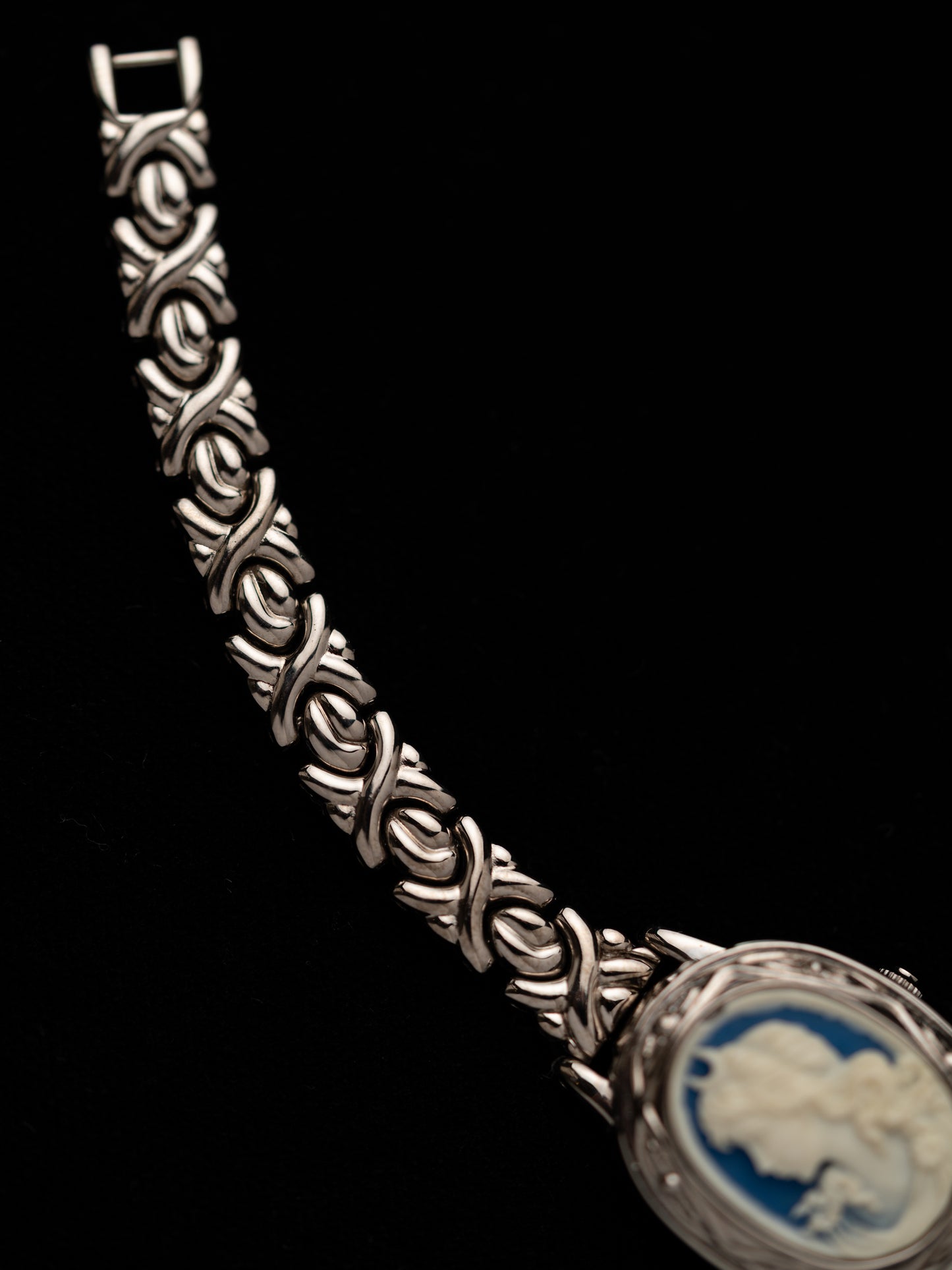 1990s Vintage Alessandra Olla Cameo