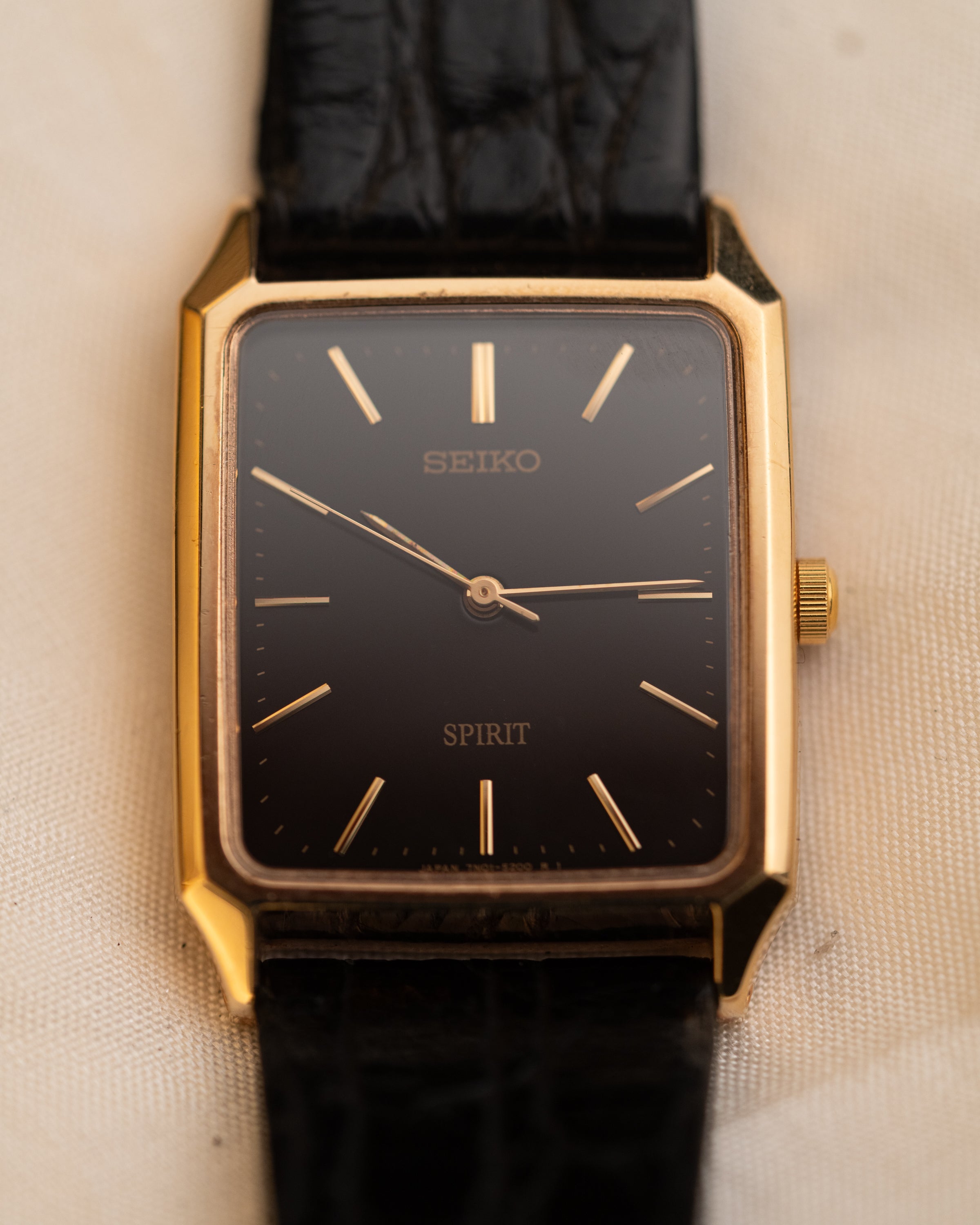 1990s Seiko Spirit Tank – AIMÉE