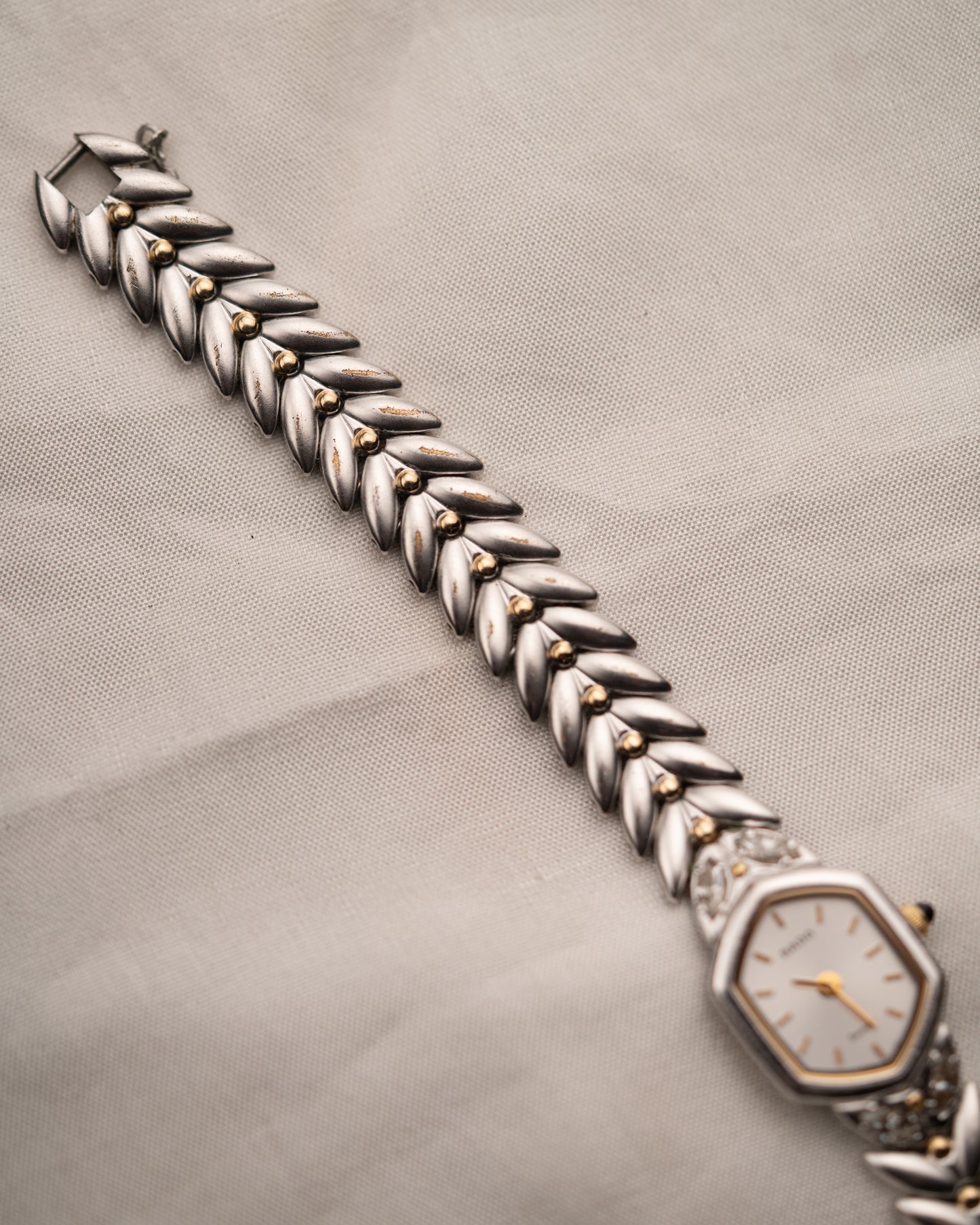 1990s Vintage Rado Leaf Link