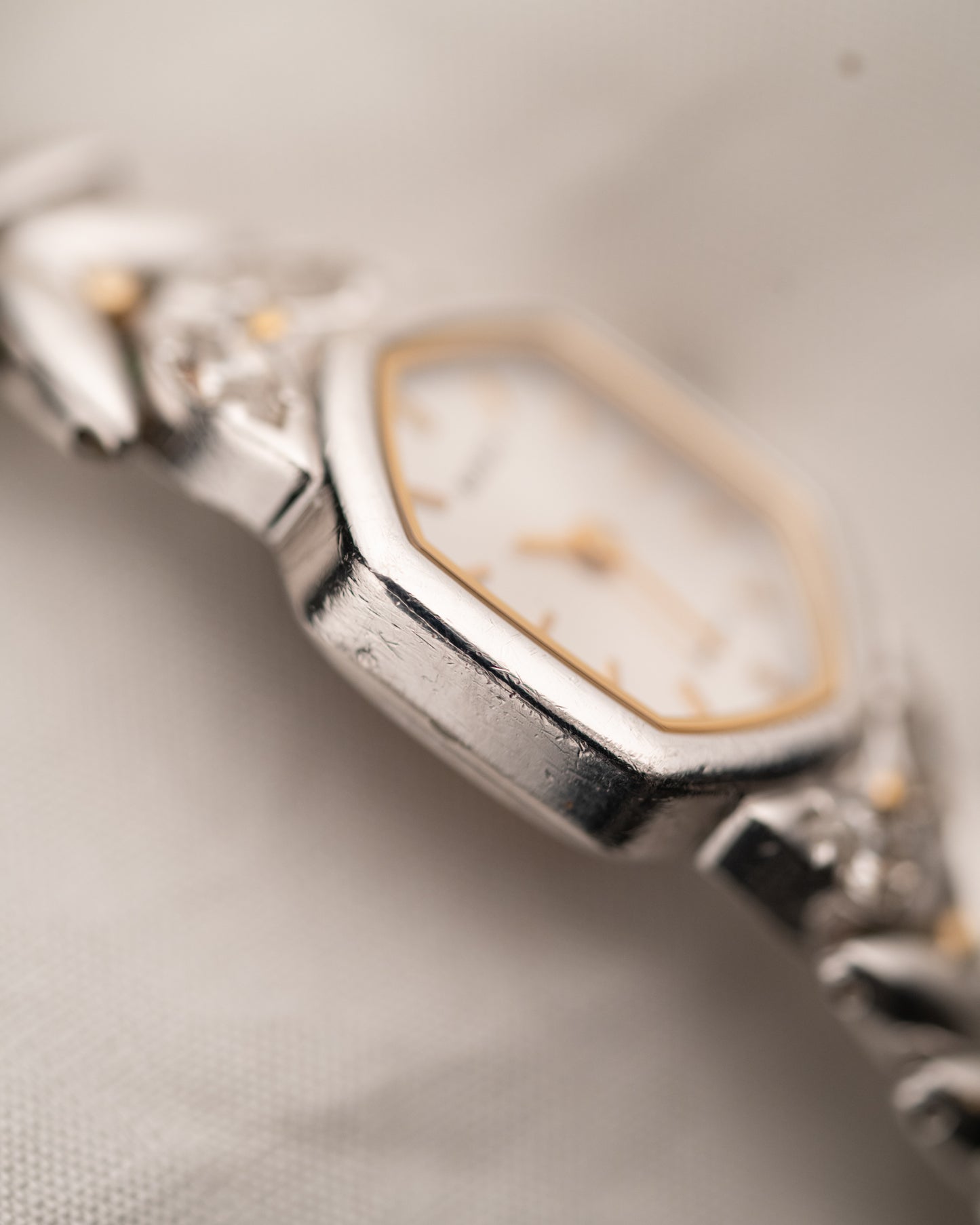 1990s Vintage Rado Leaf Link