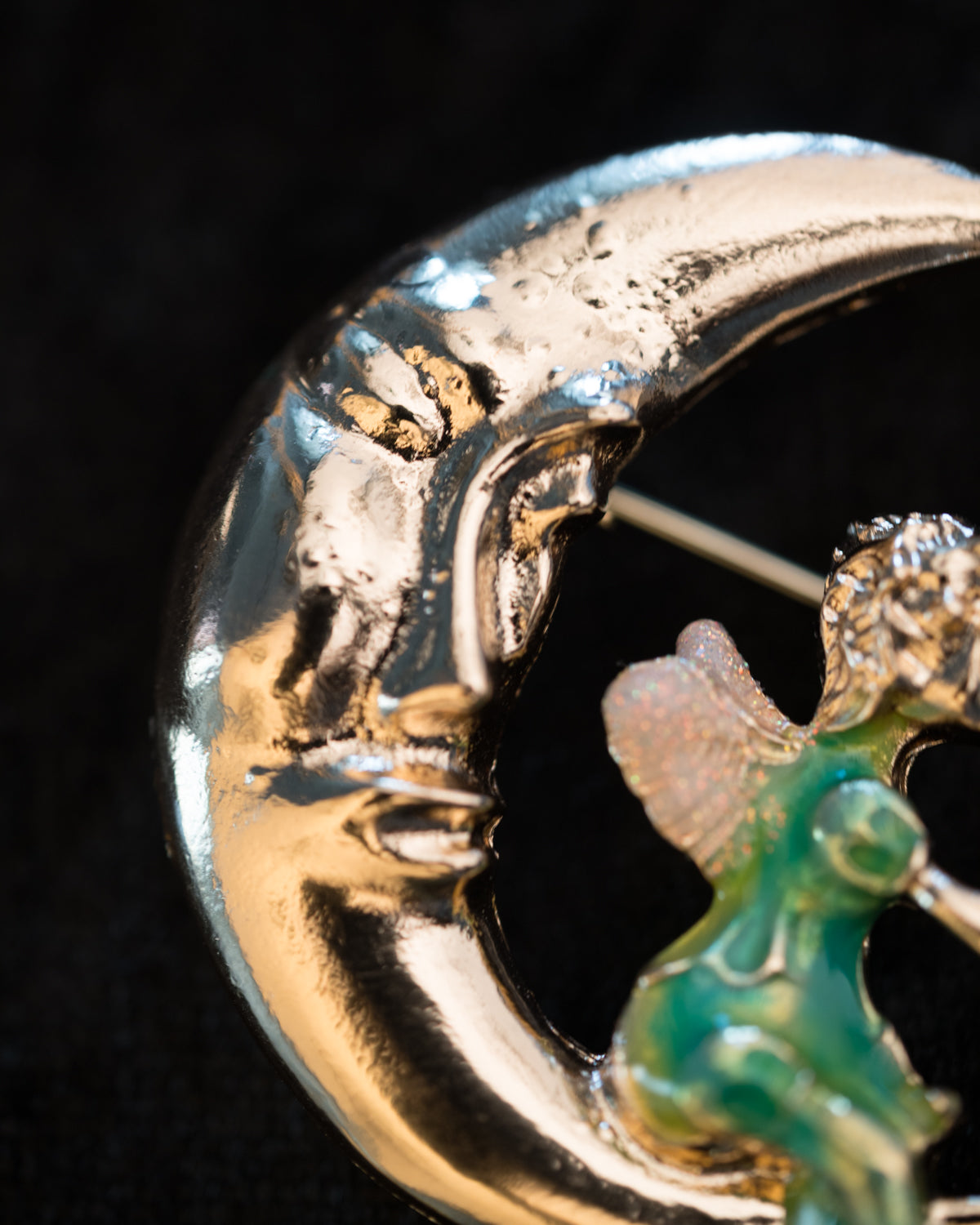 Blowing Dreams Brooch
