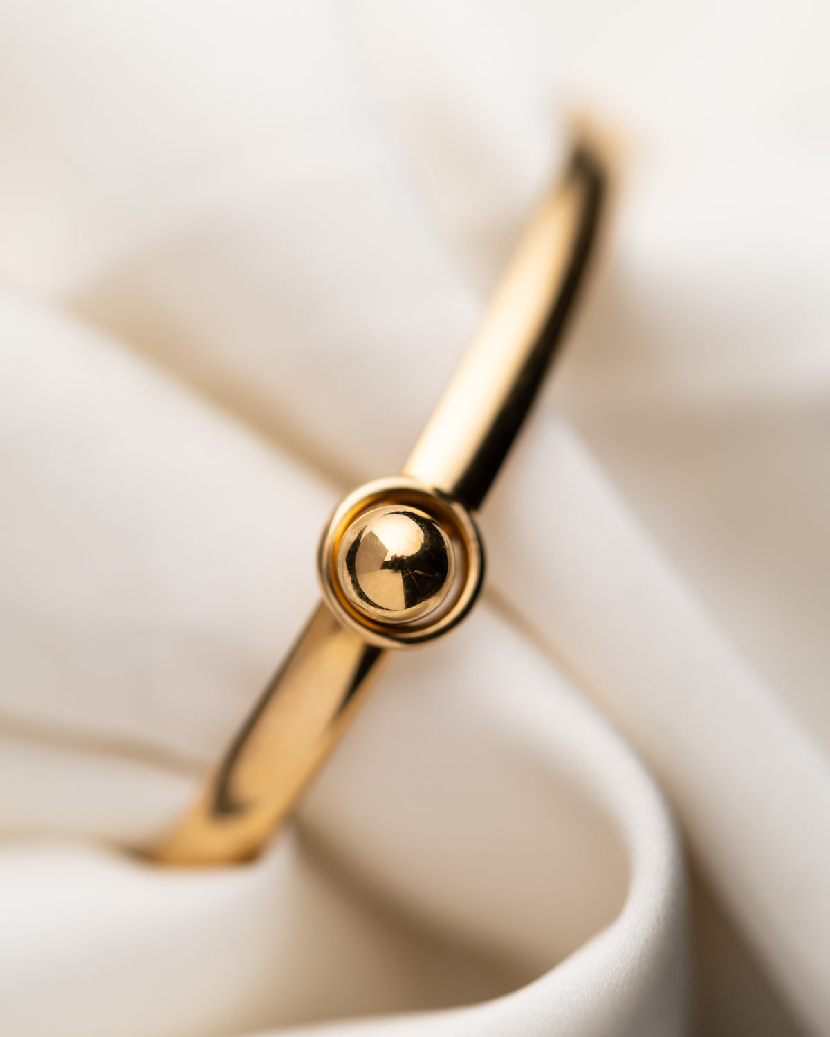 1980s Vintage Seiko Sunburst Bangle