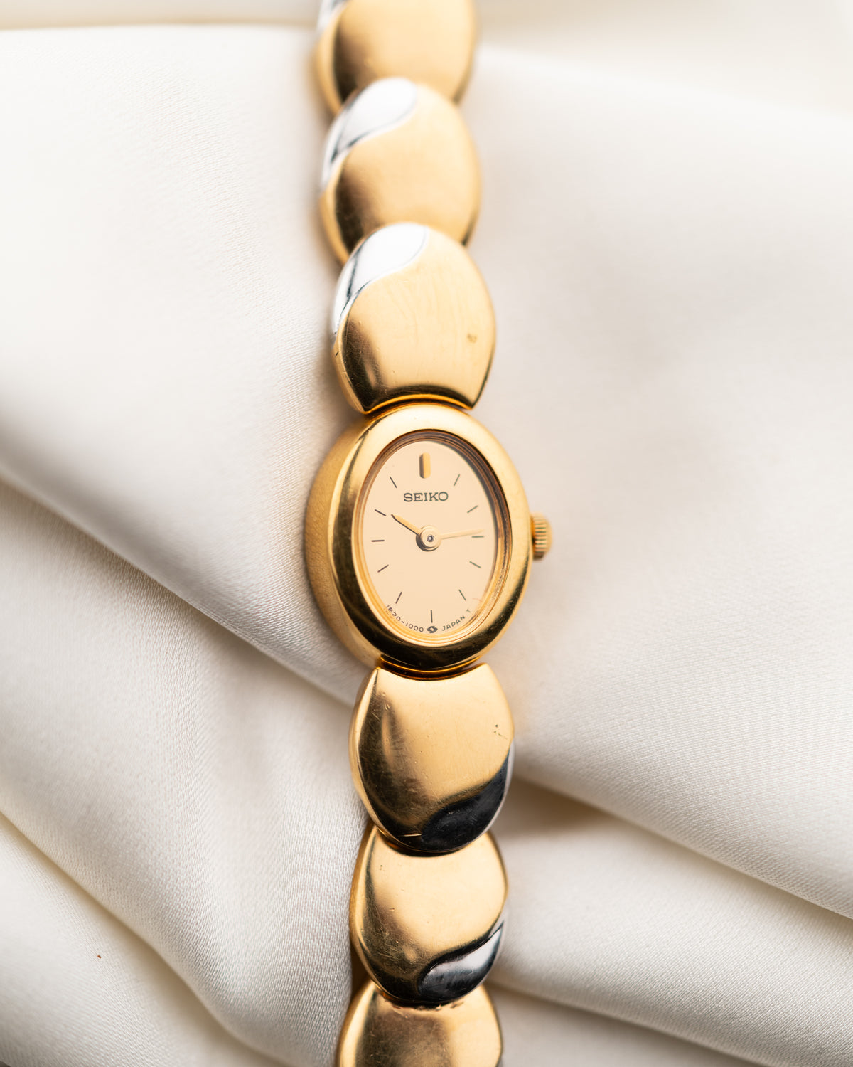 1980s Vintage Seiko Two-Tone Shell Bracelet