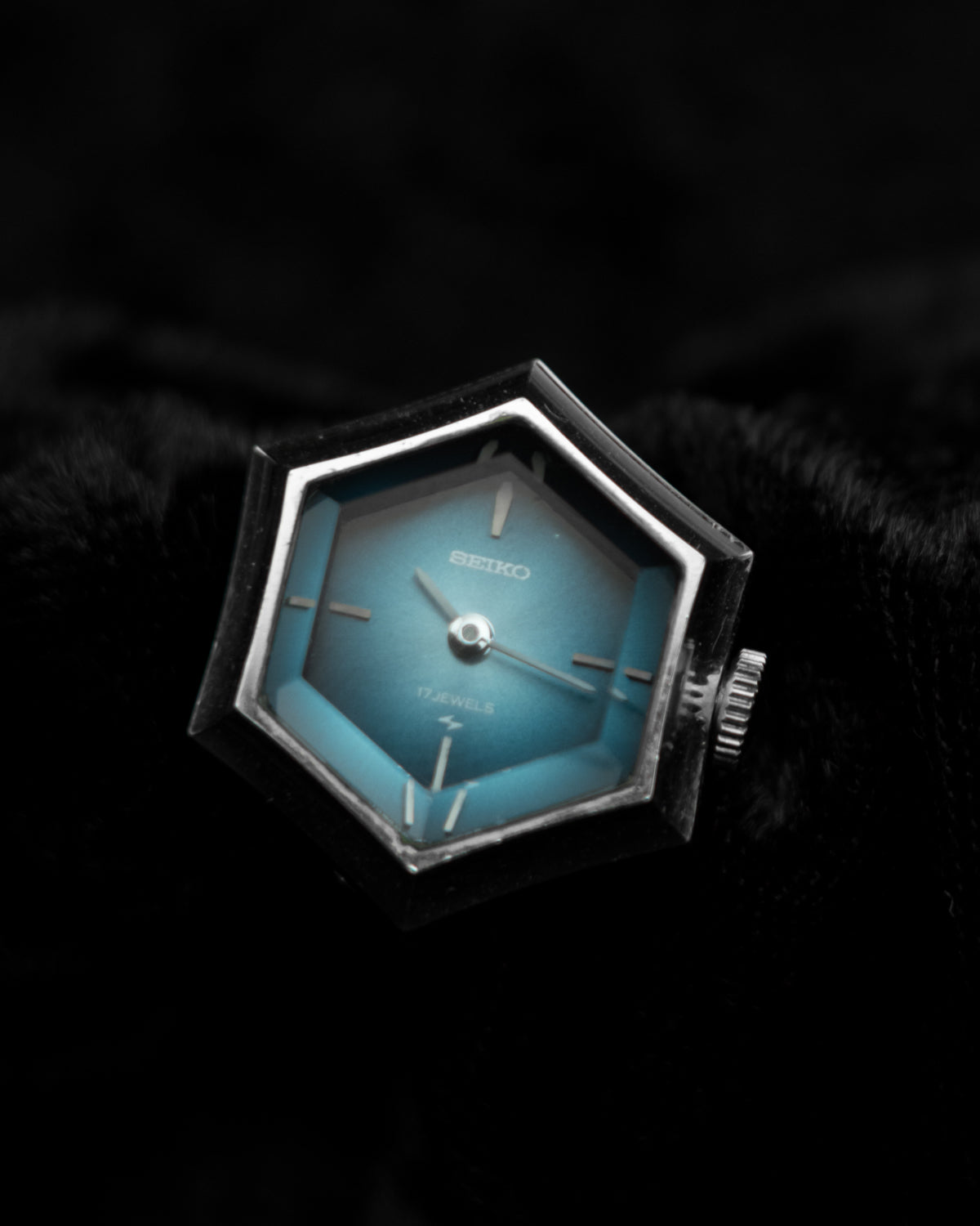 Vintage Cut Glass Seiko Ring