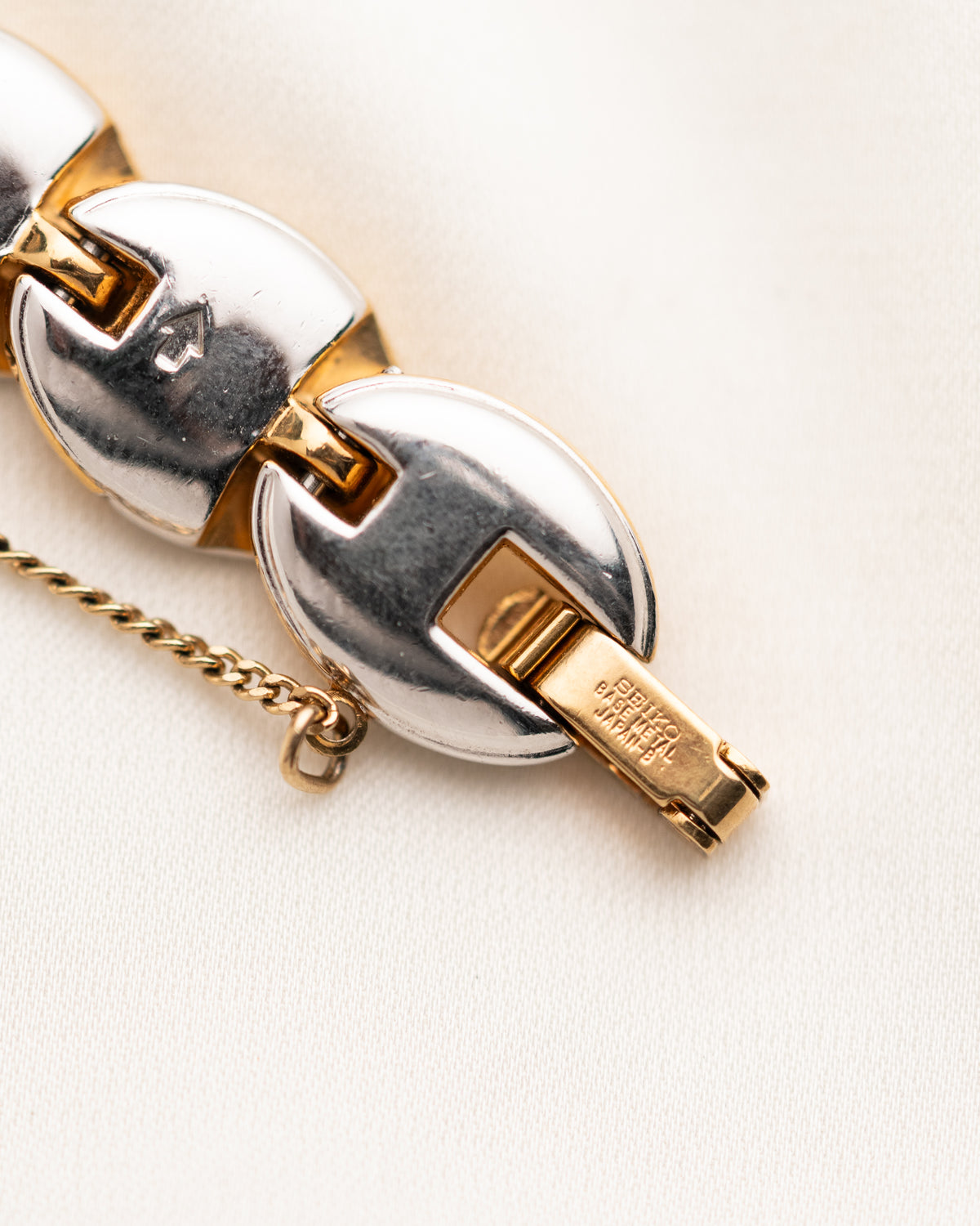 1980s Vintage Seiko Two-Tone Shell Bracelet