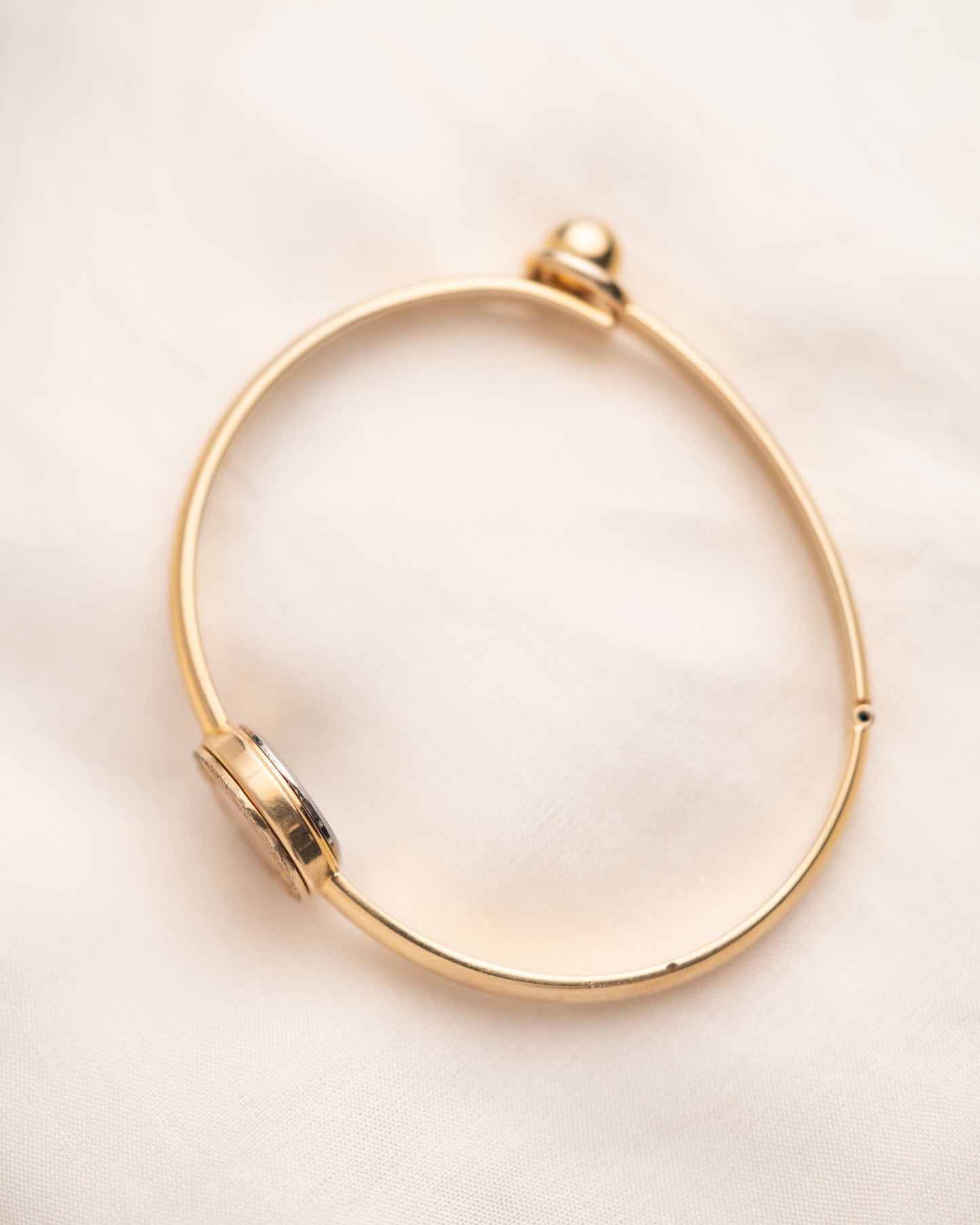 1980s Vintage Seiko Gold Bangle