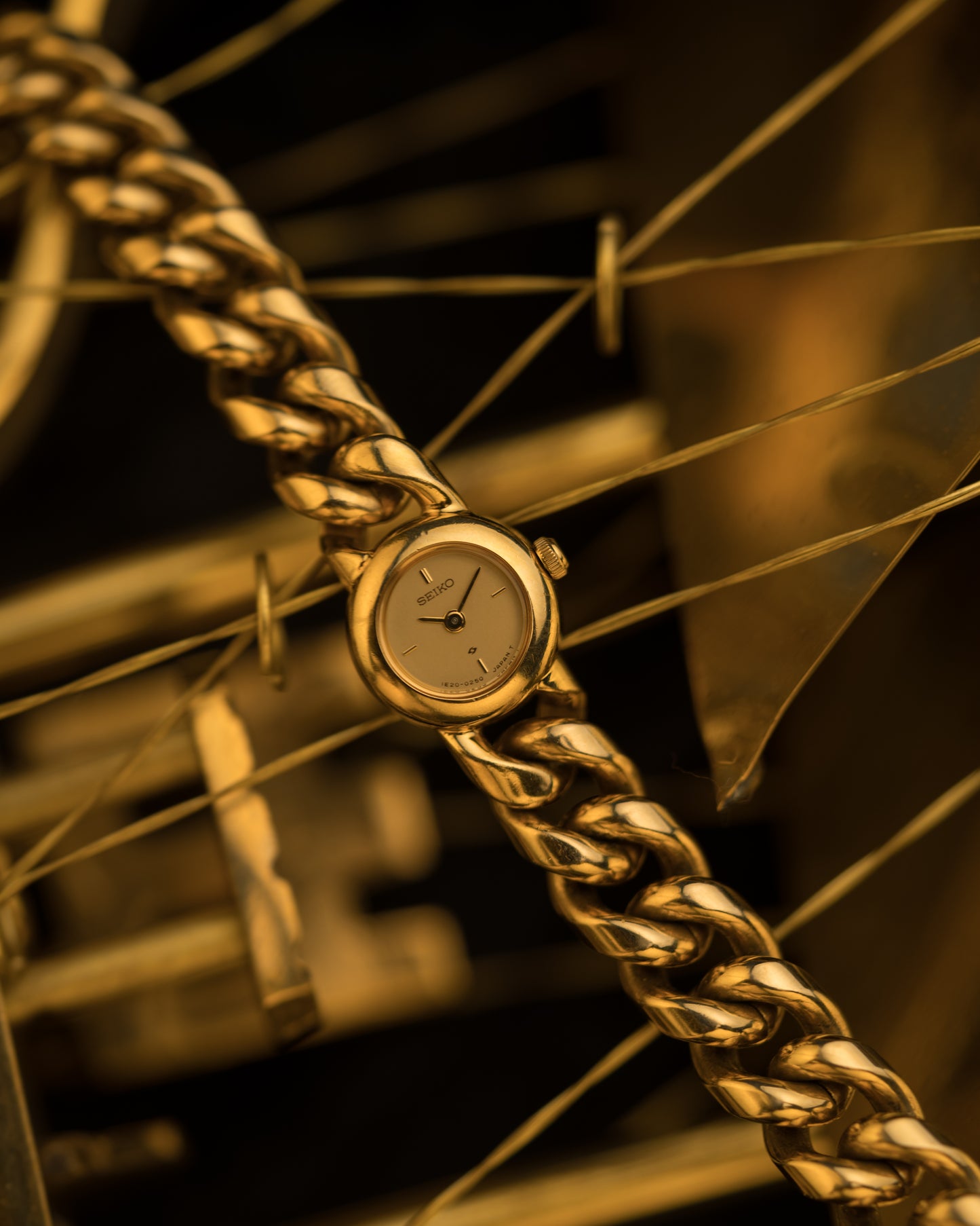 Vintage 1990s Seiko Chain Bracelet Watch