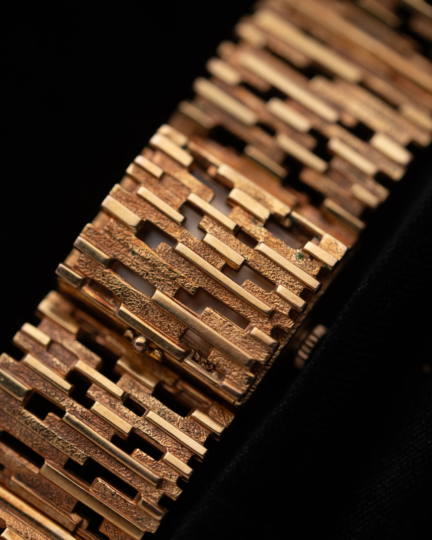 1970s Bulova Hidden Face