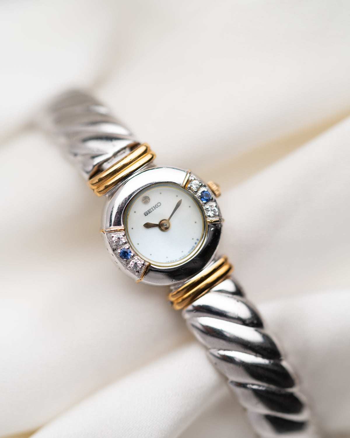 1980s Vintage Seiko Cable Bangle