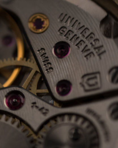 Vintage 1960s Universal Geneve Hand Wound Watch