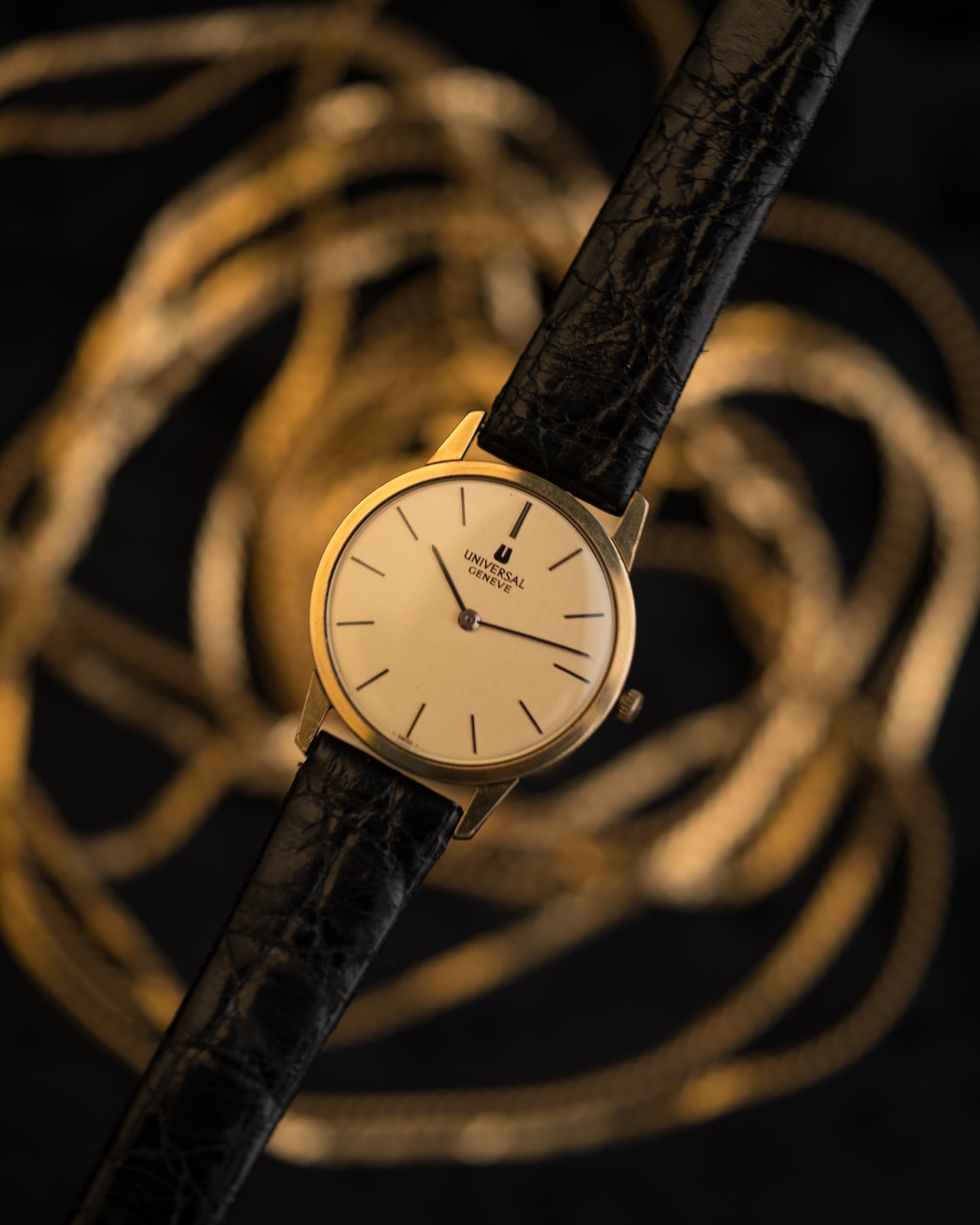 Vintage 1960s Universal Geneve Hand Wound Watch