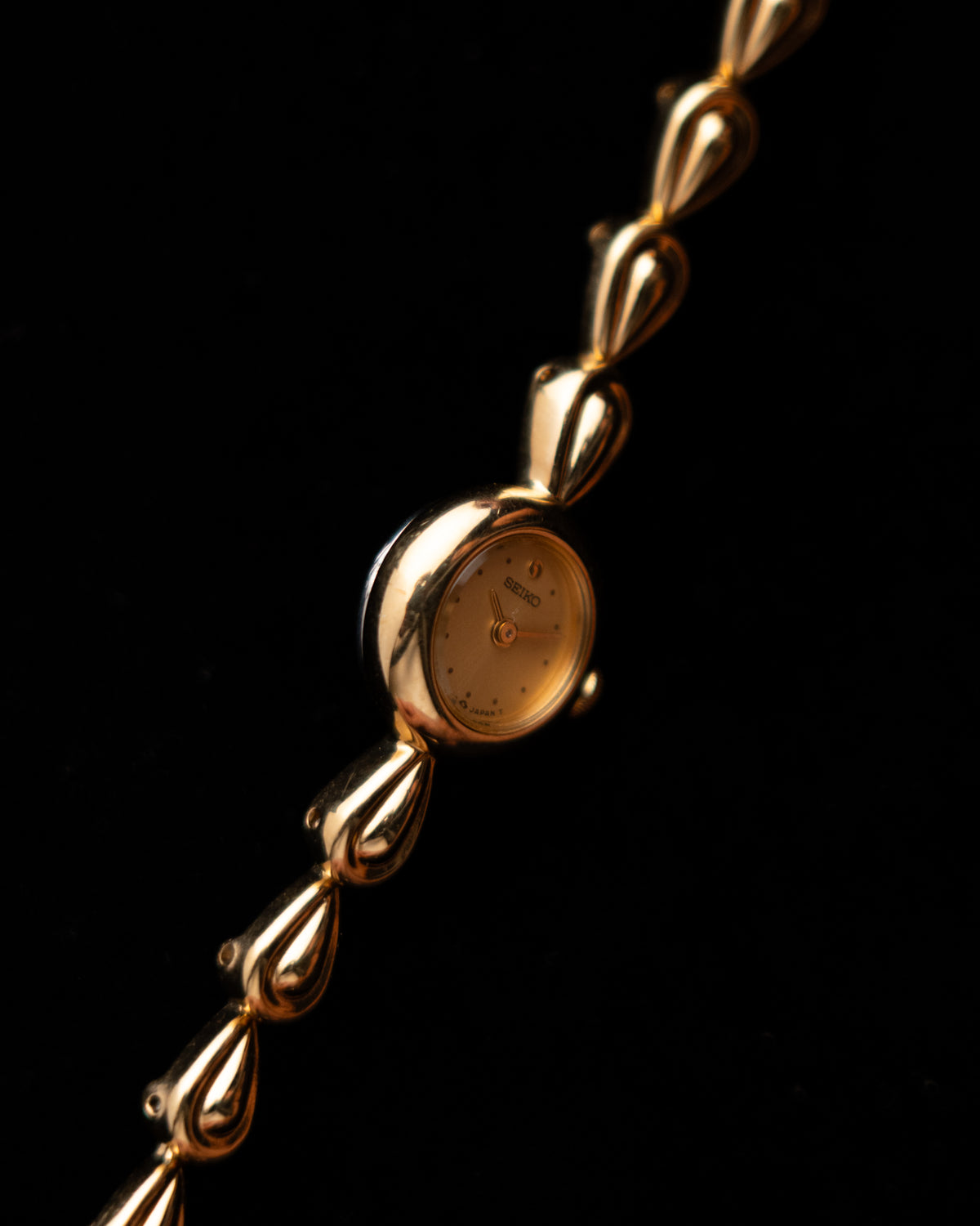 1980s Vintage Seiko Teardrop Quartz