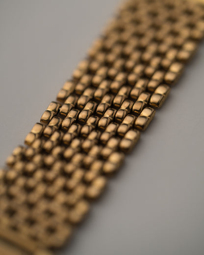 Vintage 1980s Universal Genève Ellipse