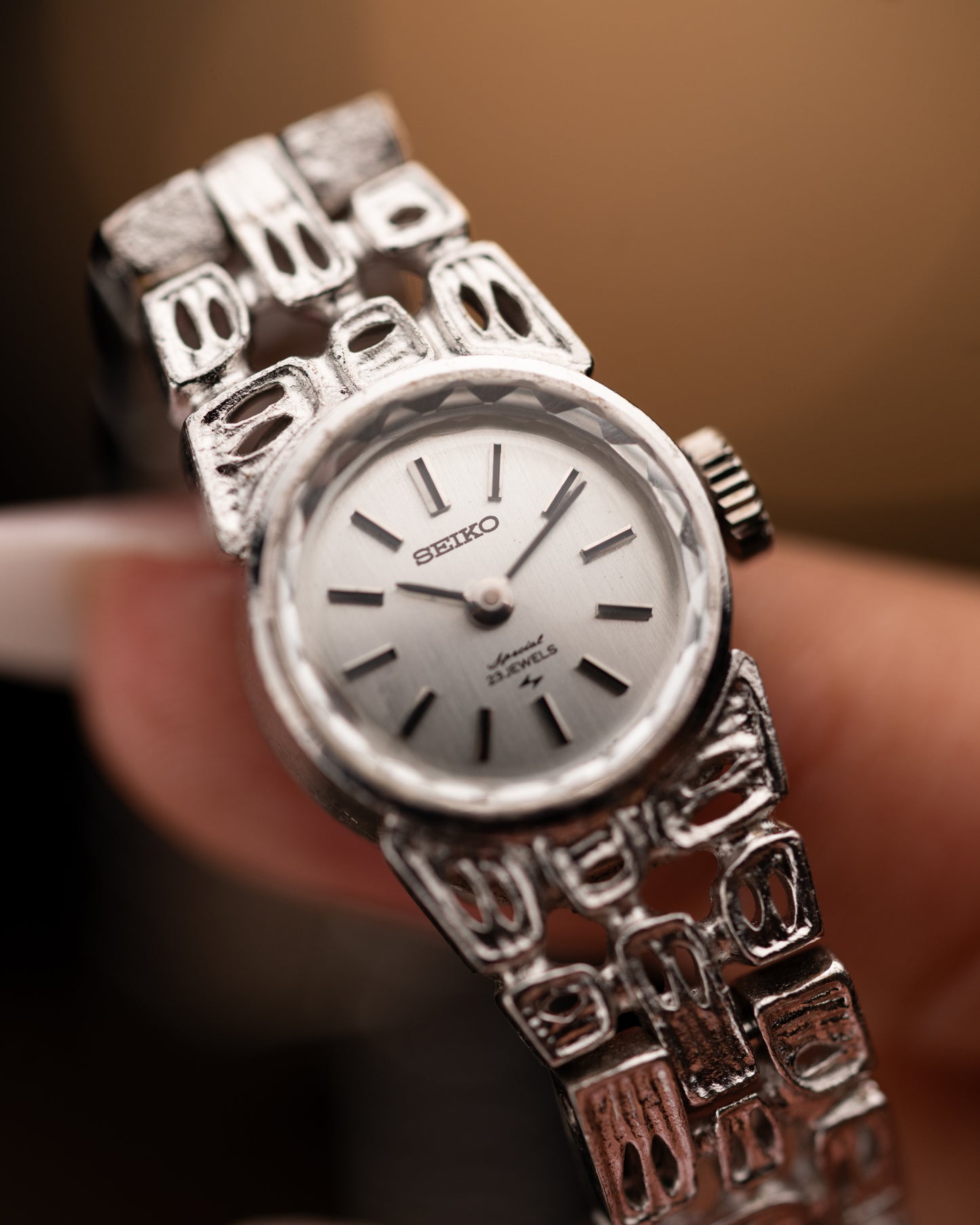 1970s Seiko White Lattice Bracelet