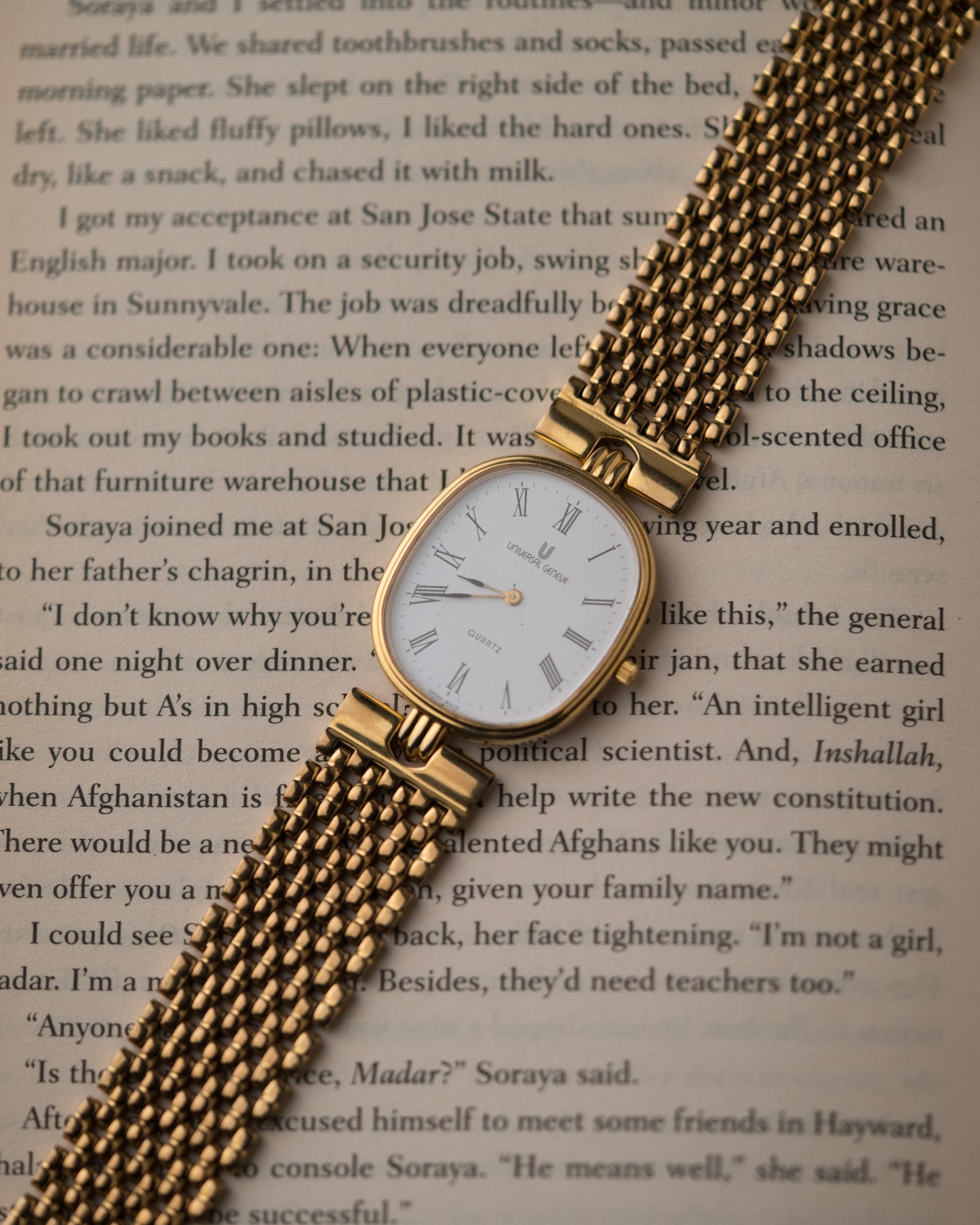 Vintage 1980s Universal Genève Ellipse