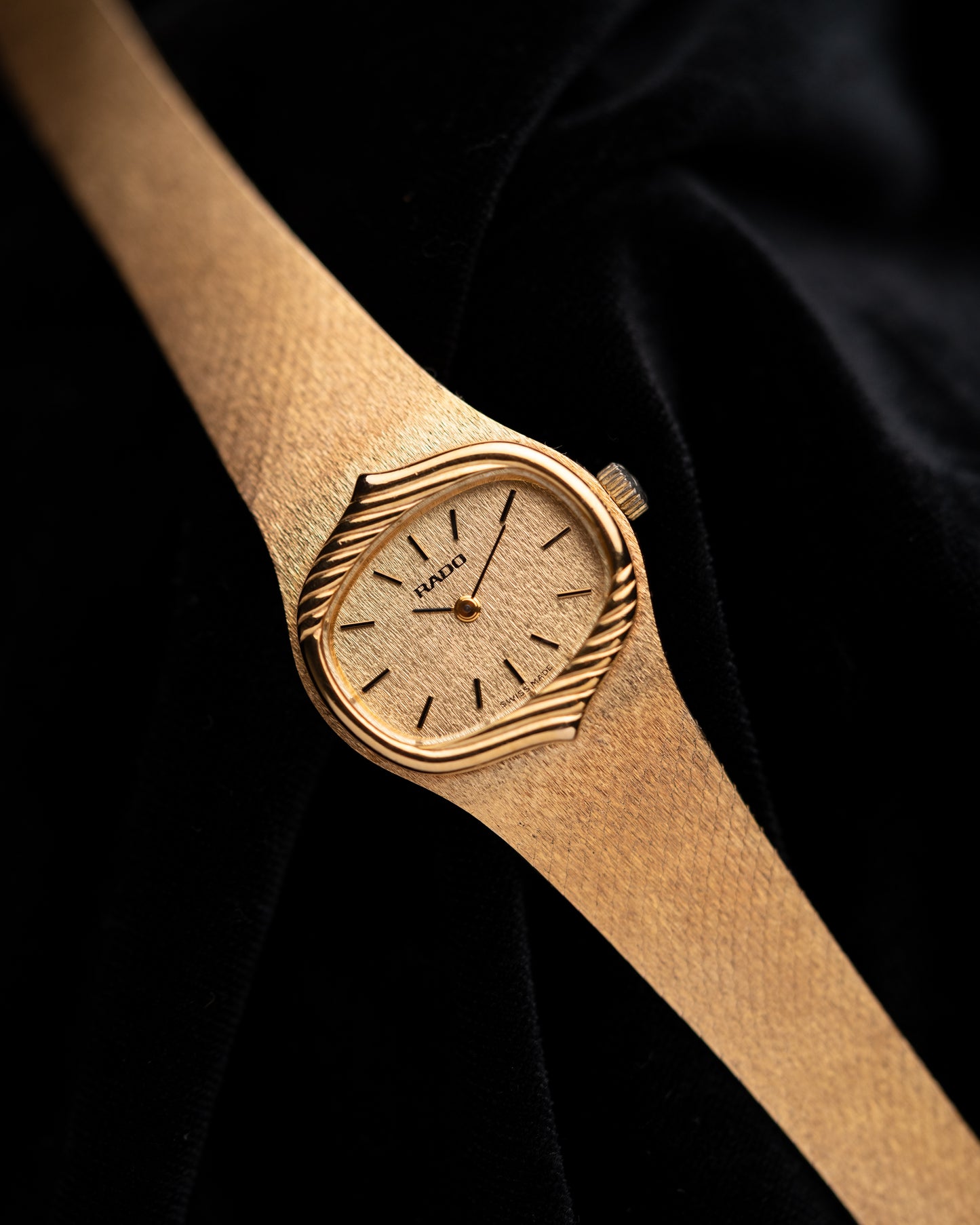 1970s Rado Integrated Wave Mesh