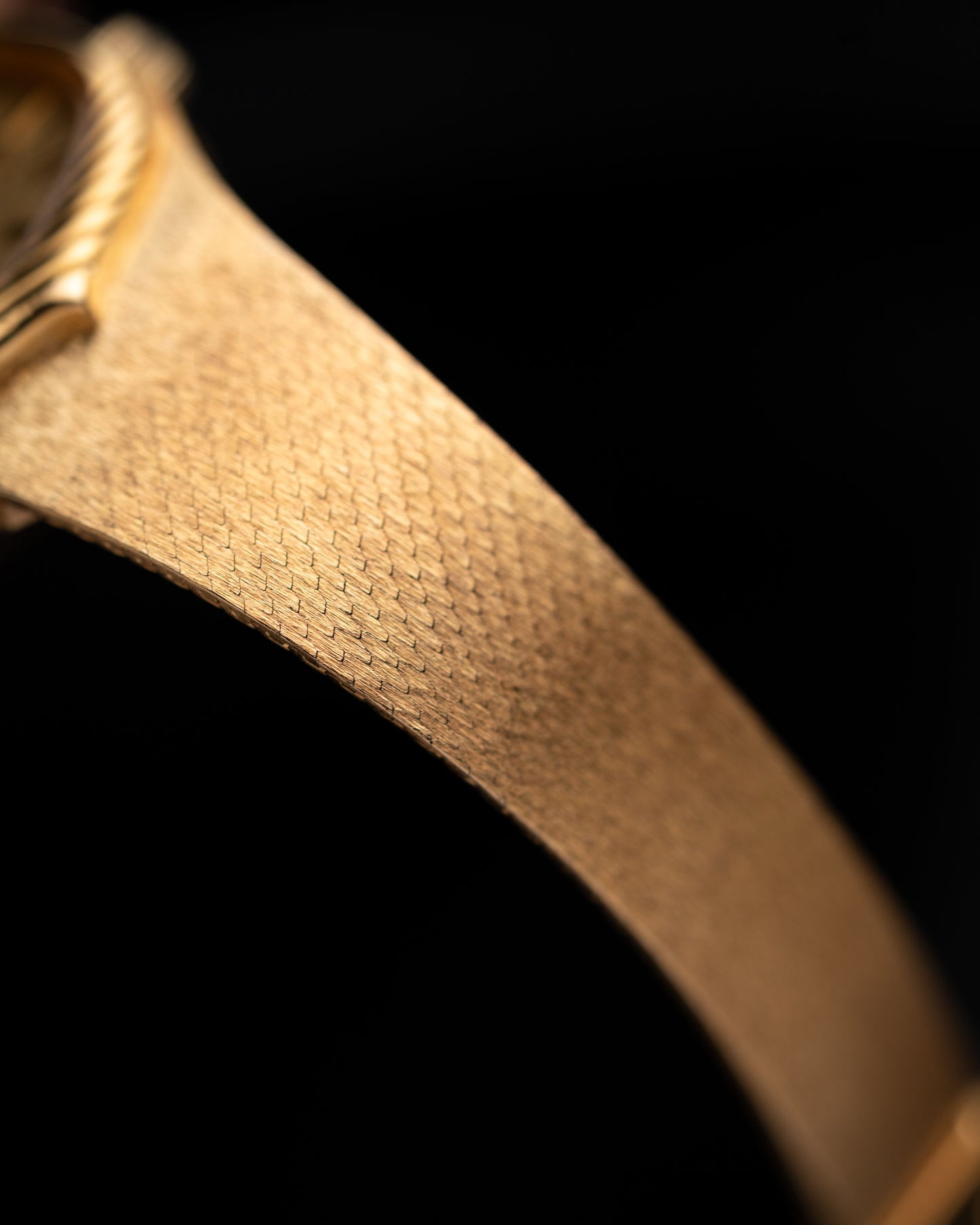 1970s Rado Integrated Wave Mesh