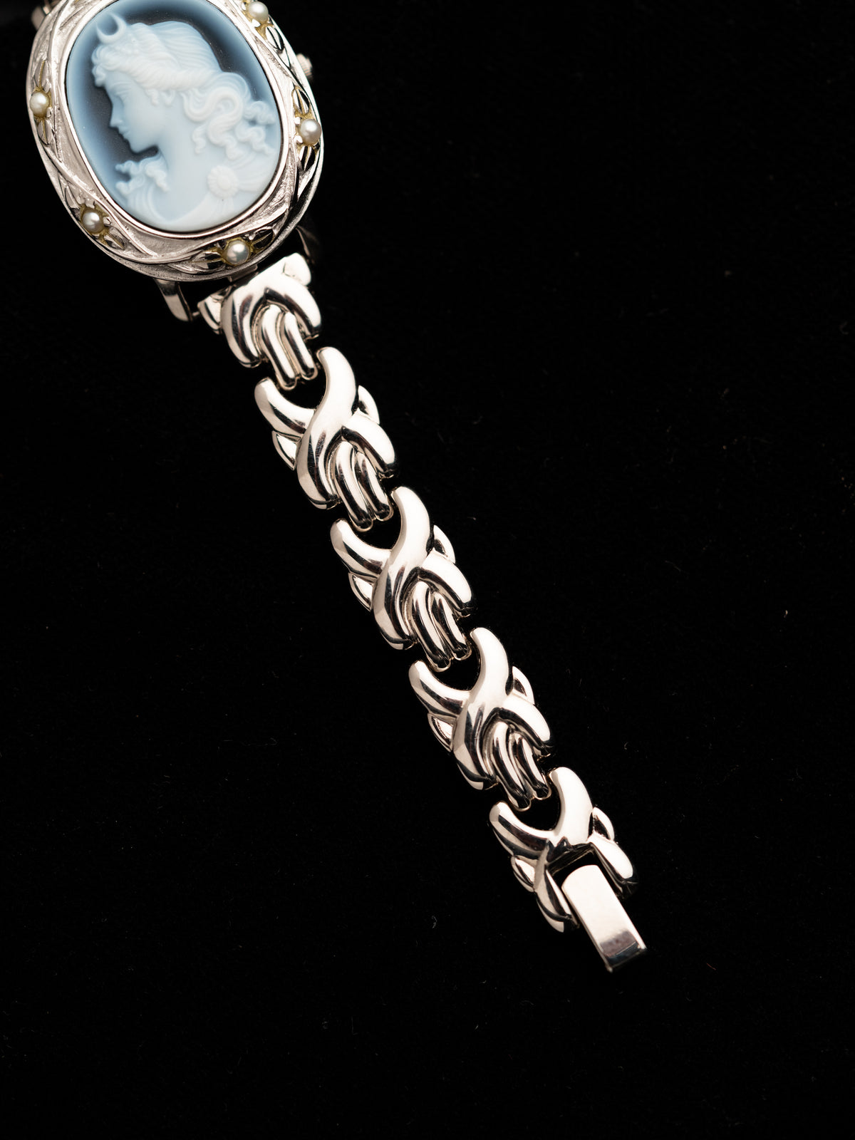 1990s Vintage Hidden Dial Cameo