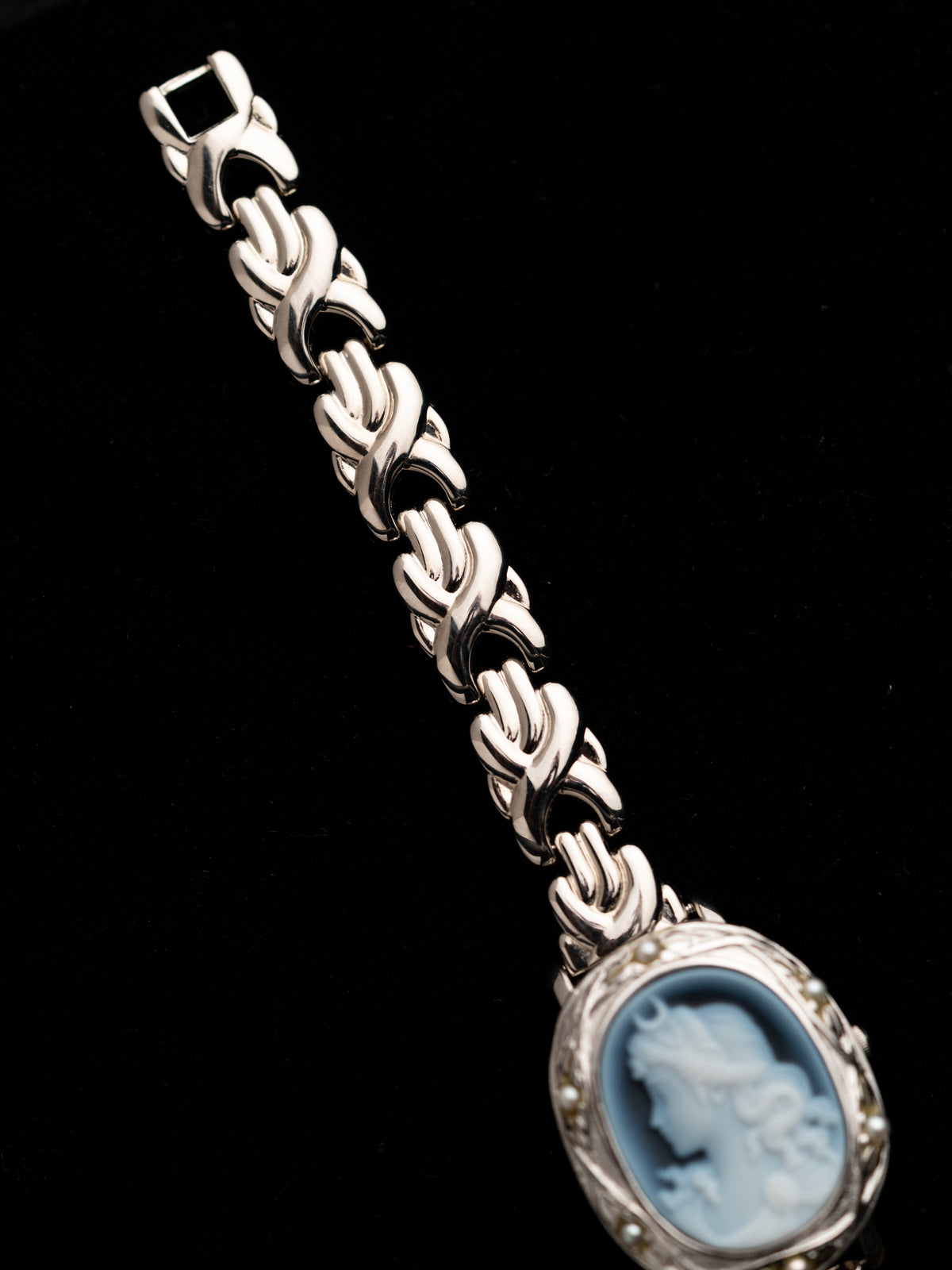 1990s Vintage Hidden Dial Cameo