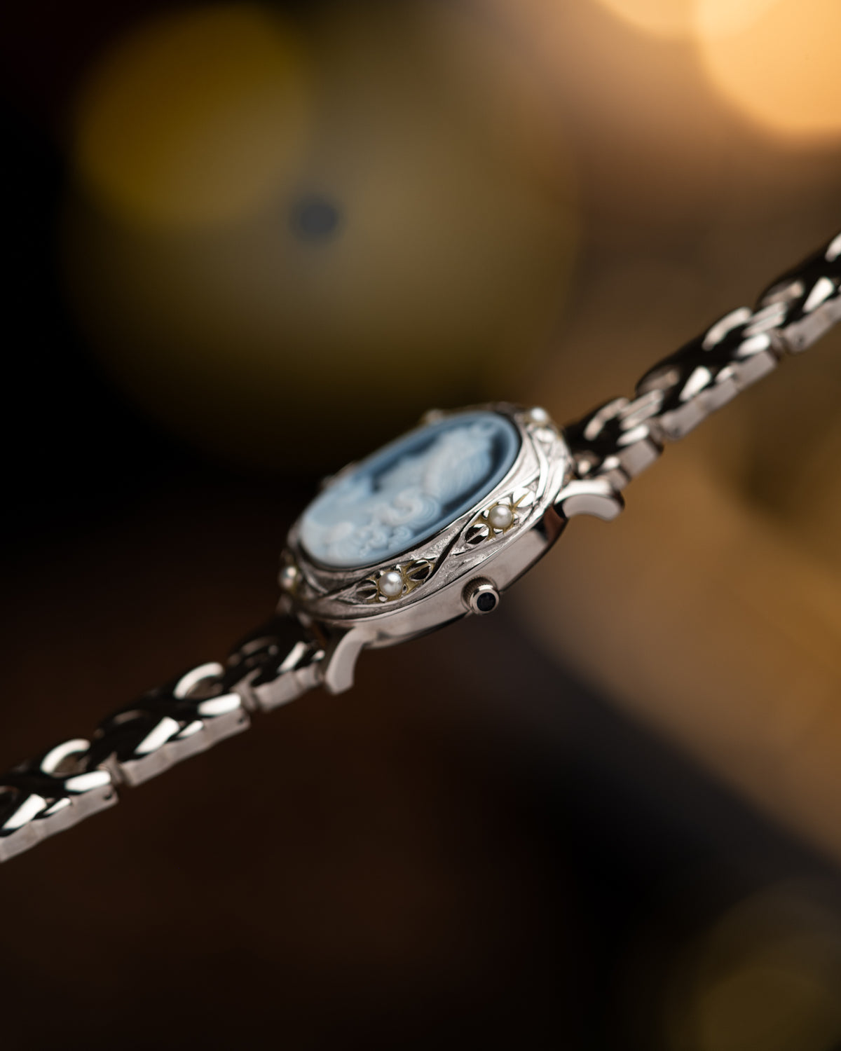 1990s Vintage Hidden Dial Cameo