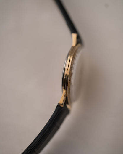 1970s Vintage Hand Wound Universal Geneve