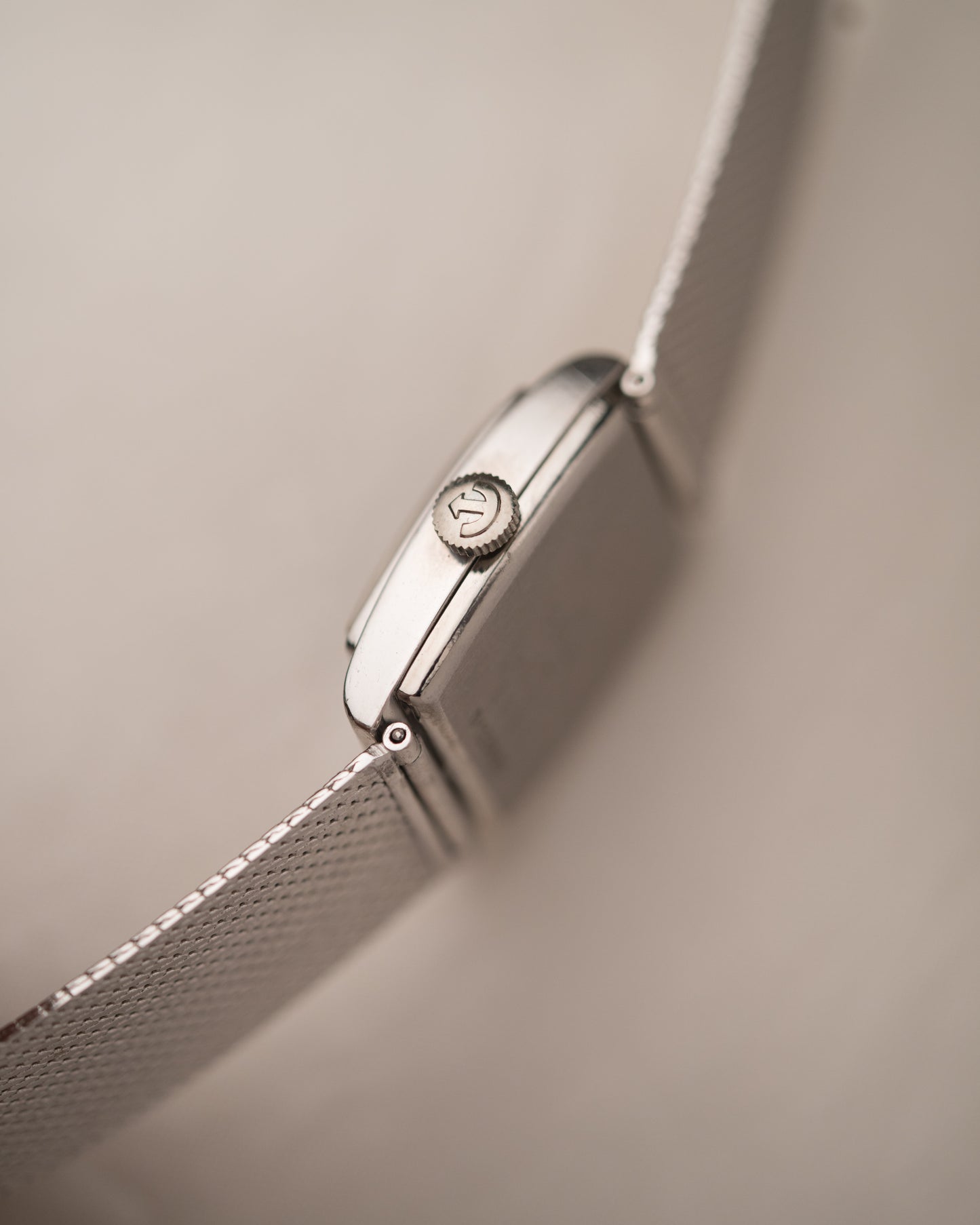 70s Vintage Hand Wound Rado