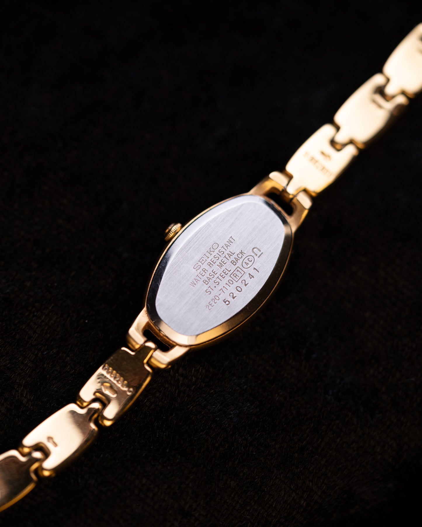 1990s Seiko Tissé