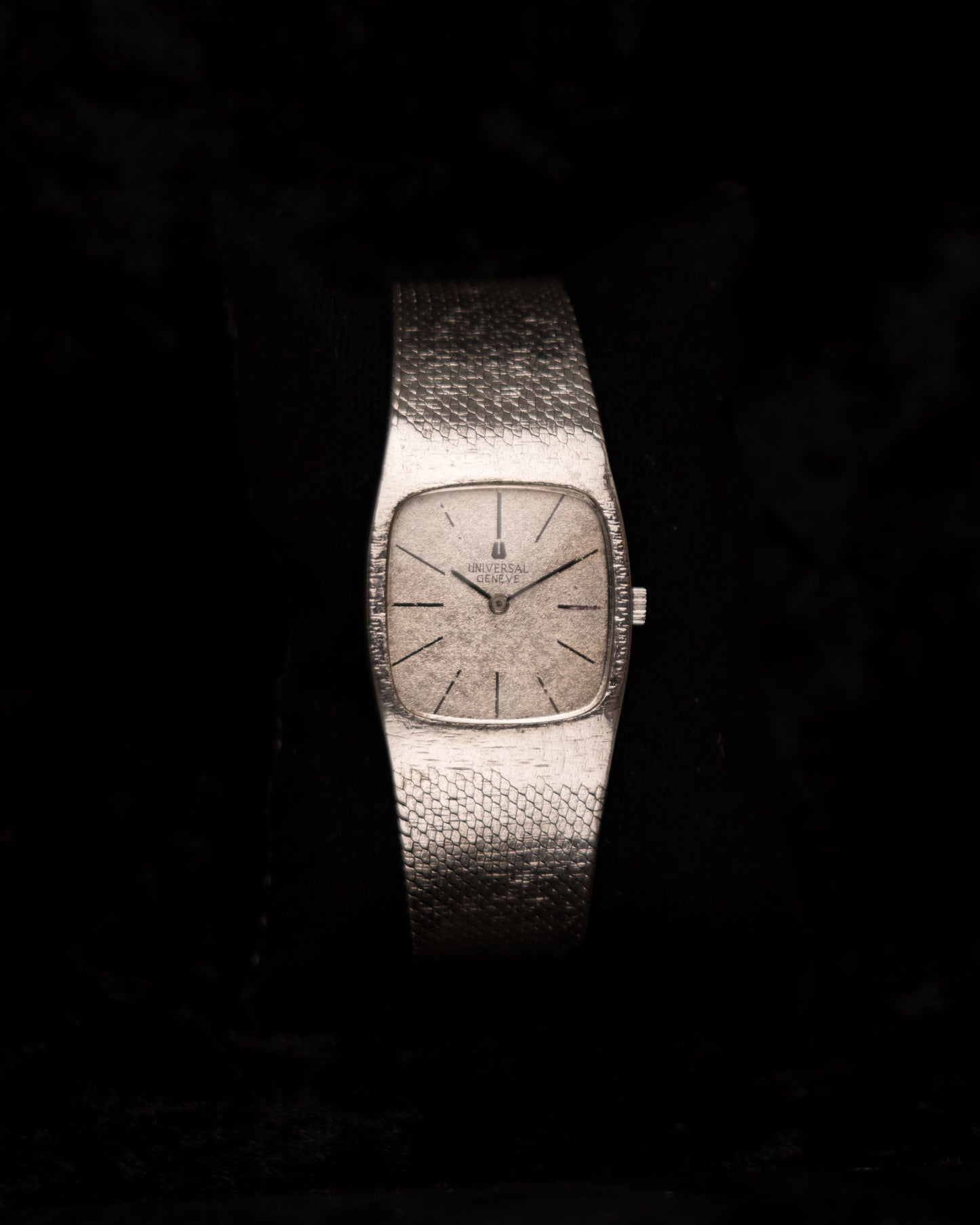 1970s Vintage 'Frosted' Universal Genève