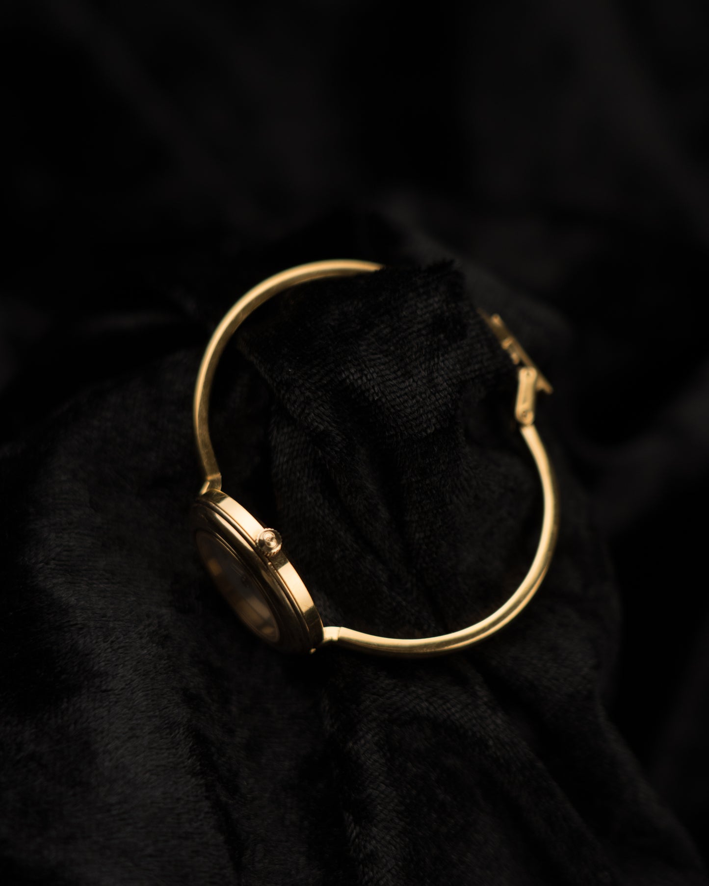 1990s Vintage Gucci Bezel Change