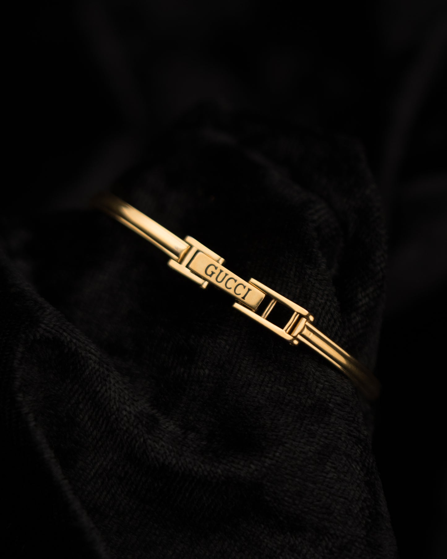 1990s Vintage Gucci Bezel Change