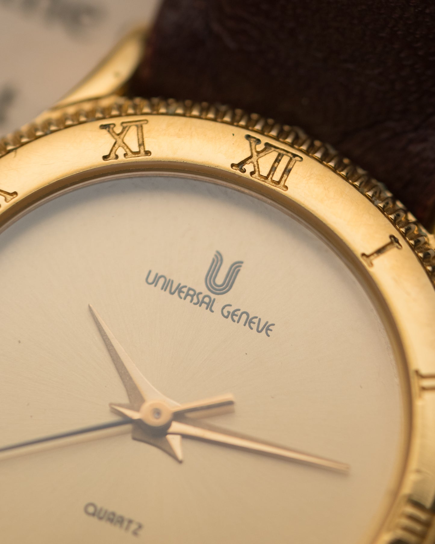 80s Vintage Universal Geneve