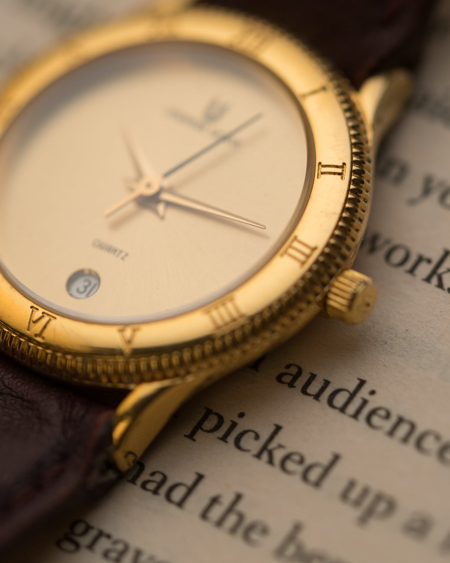 80s Vintage Universal Geneve